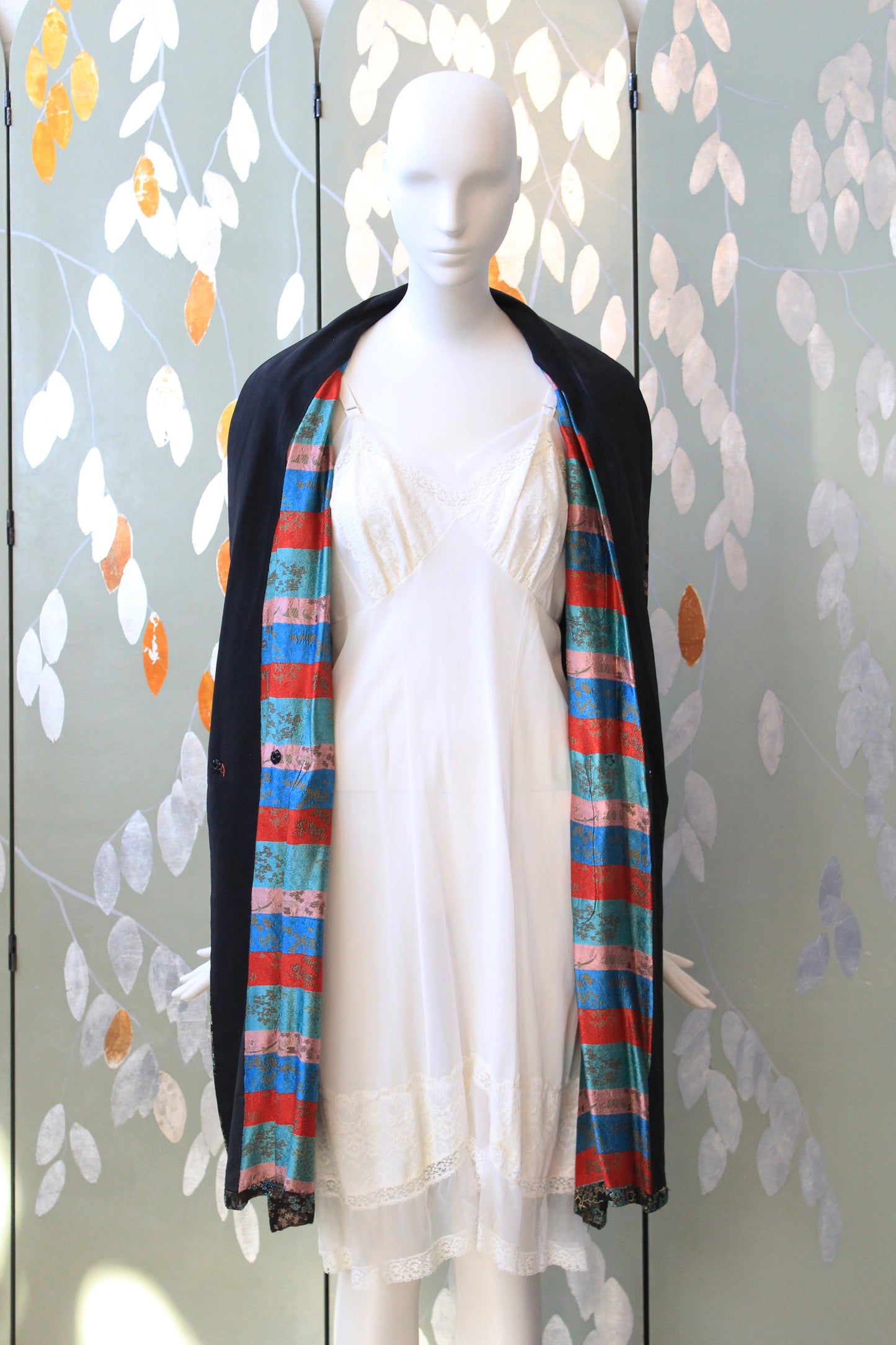 1950s Black Silk Robe With Chinese Flowers Motif, Medium