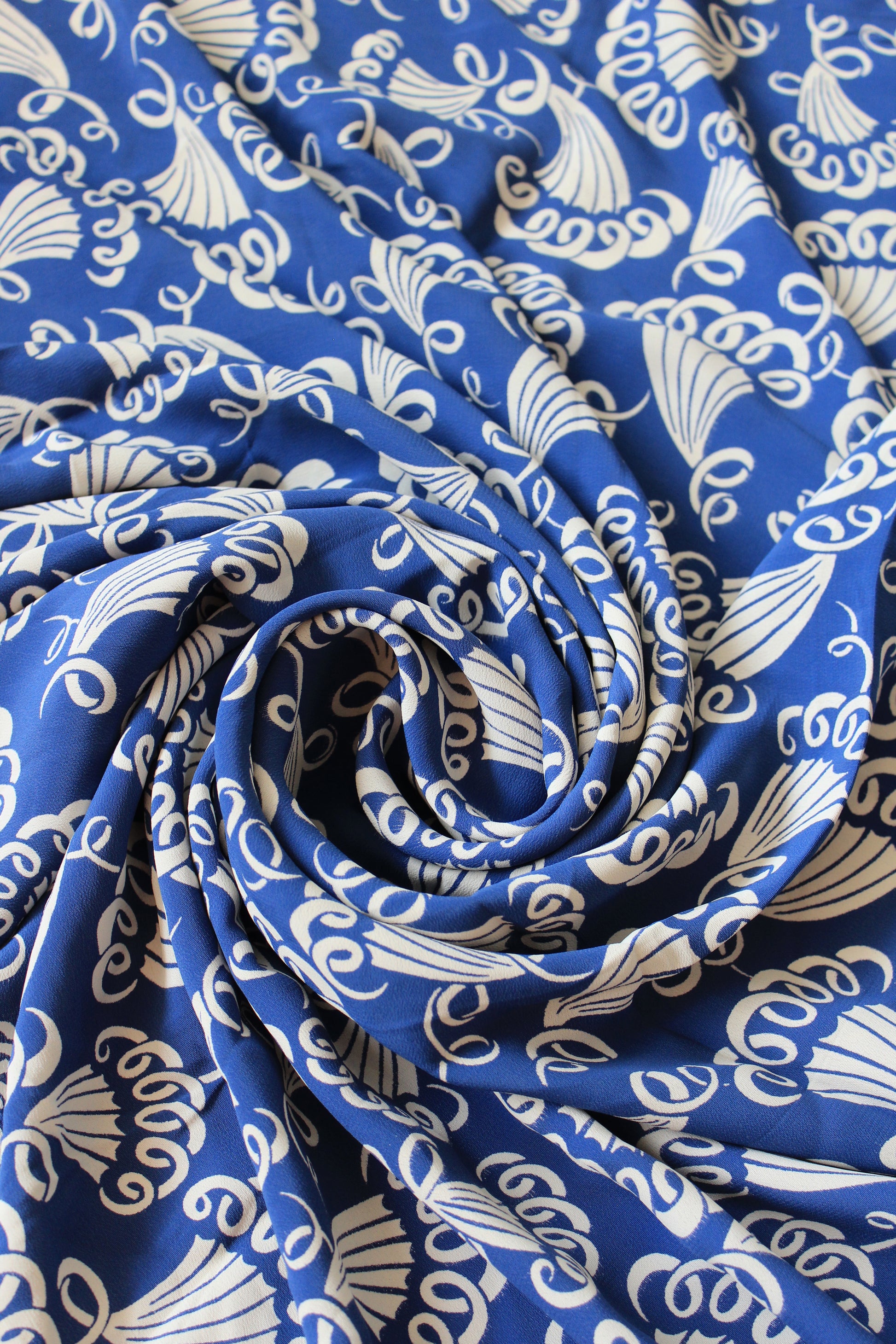 1940s Blue And White Fan Print Rayon Sewing Fabric, 4.6 Yards