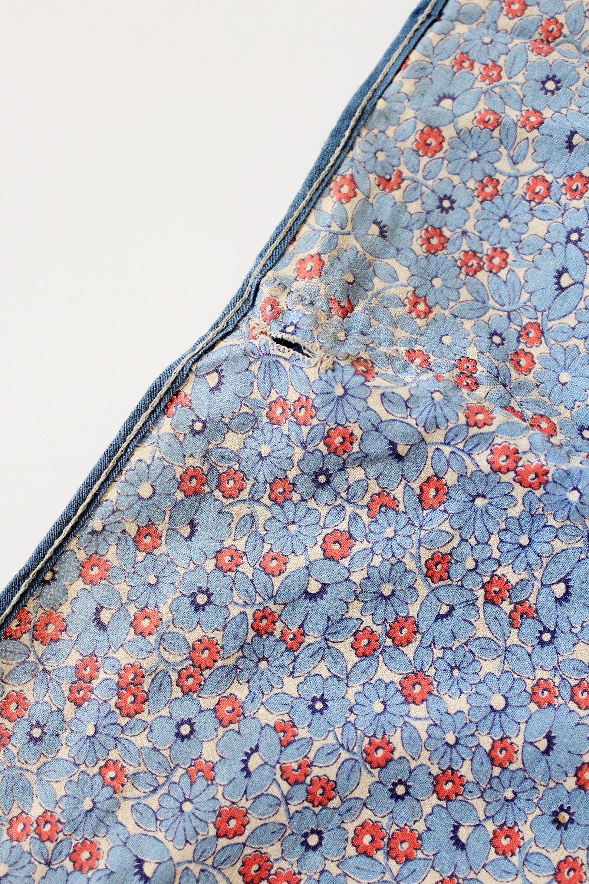 1940s/1950s Light Blue And Red Floral Print Cotton Duvet Cover, 76.5" x 67"