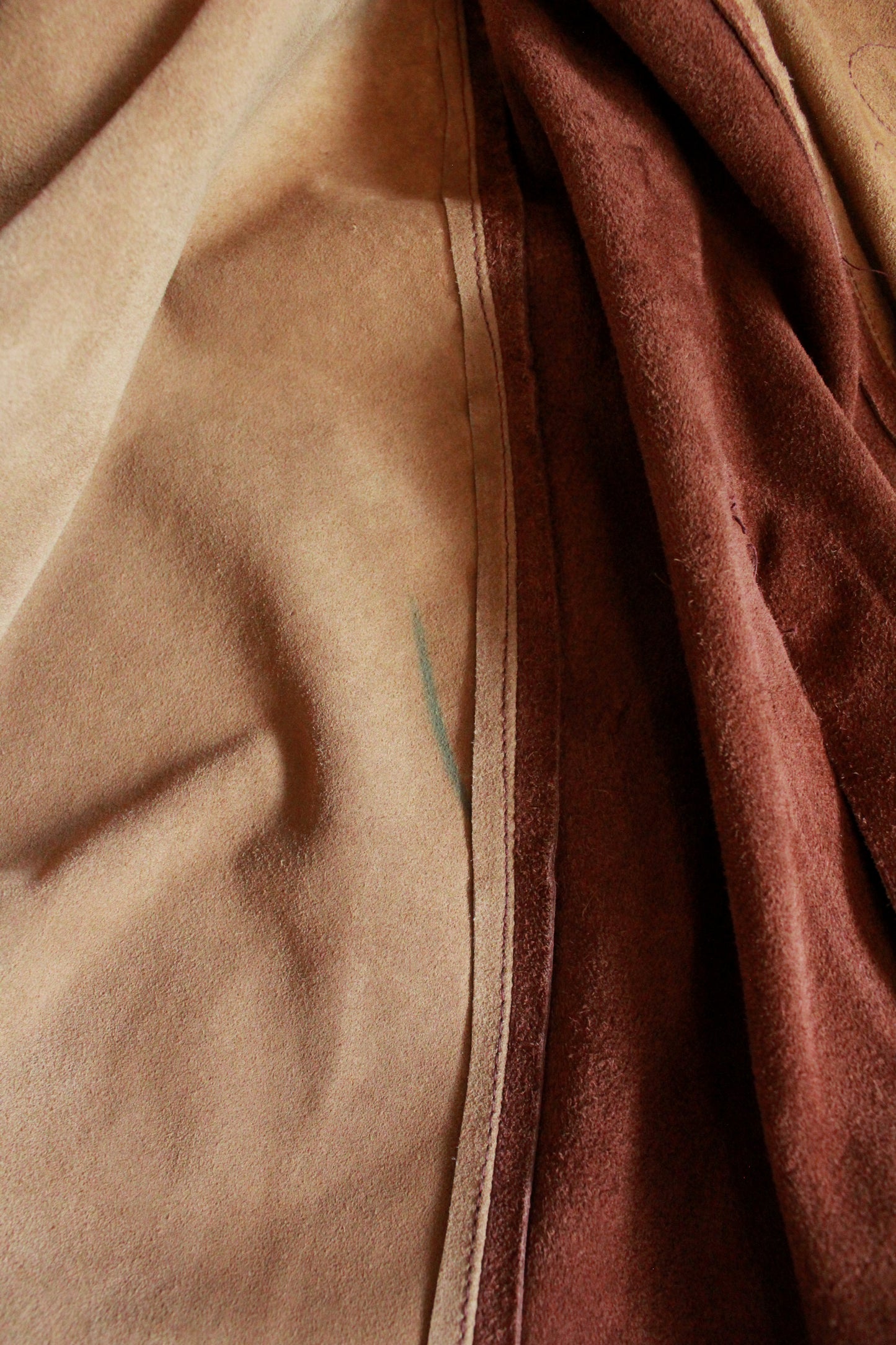 NEEDS PRICE 1970s Floral Dual Toned Brown Suede Cape 