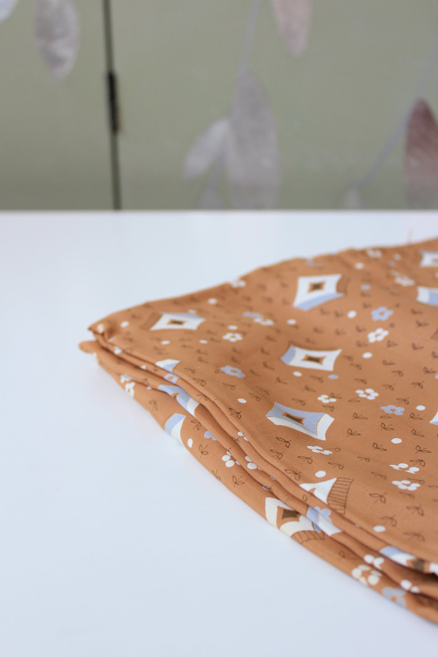 1940s Brown Abstract Square/Diamond And Floral Print Rayon  Fabric, 4 Yards