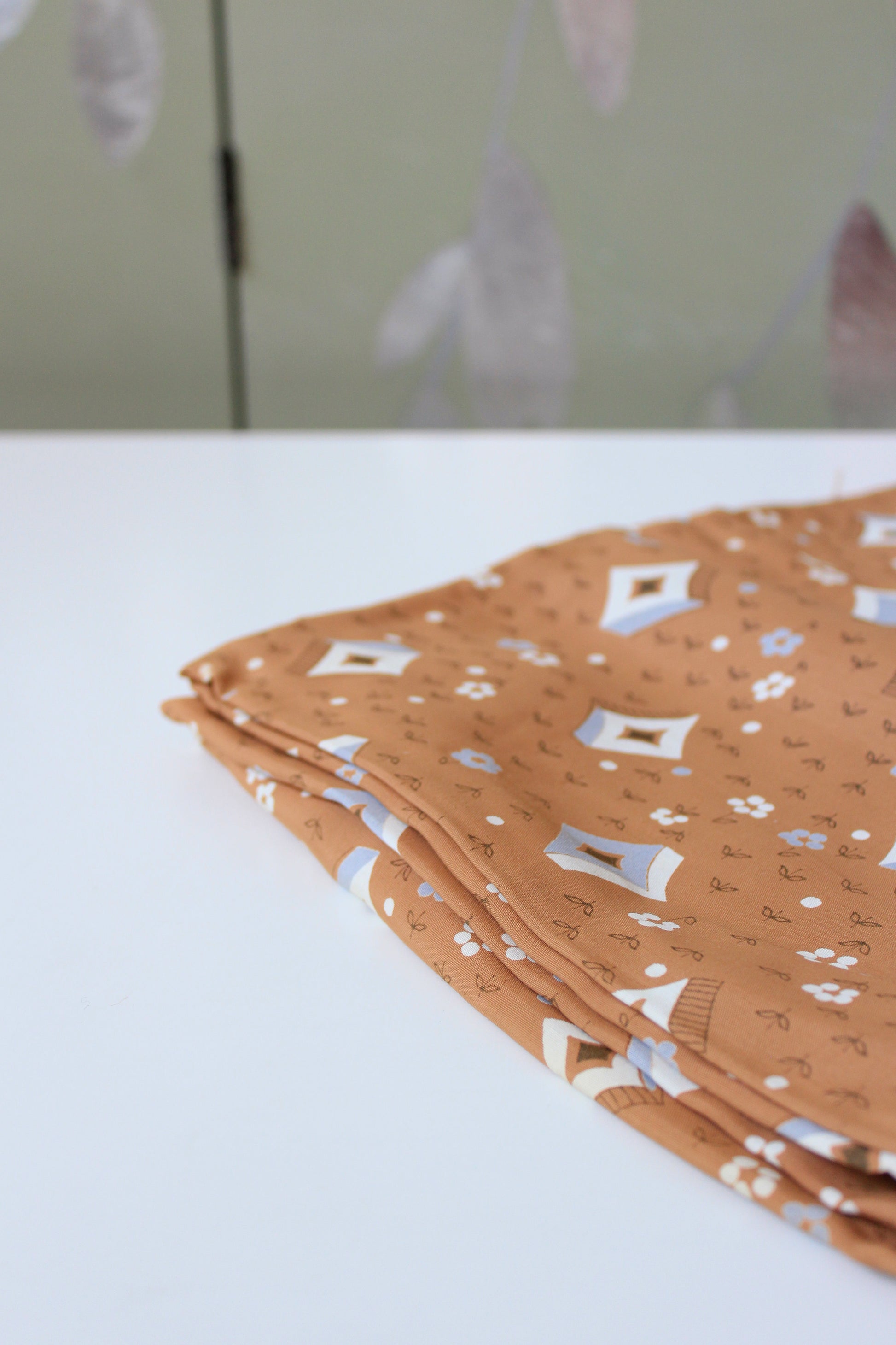 1940s Brown Abstract Square/Diamond And Floral Print Rayon  Fabric, 4 Yards