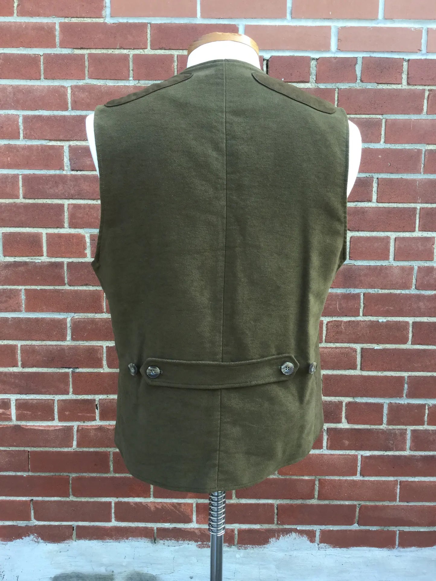 2010s Laksen Sporting Broadland Brown Moleskin Hunting Vest, Medium 
