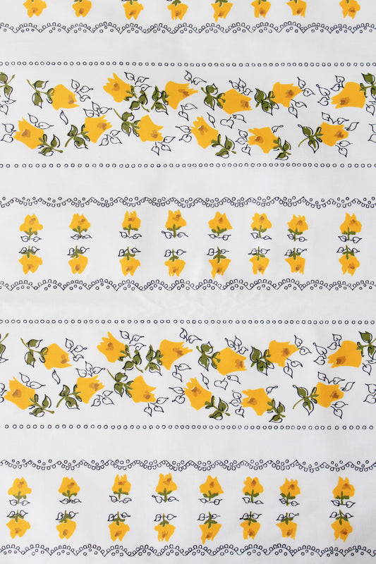 1950s White And Yellow Flower Lines Floral Cotton Fabric, 6.2 Yards