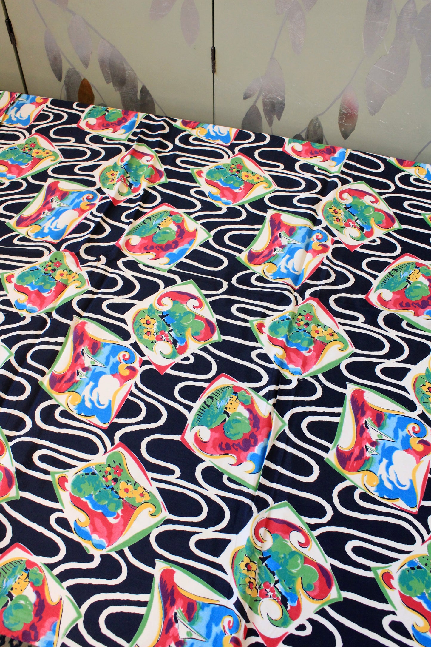 1940s Navy Blue Picture Paintings Multicoloured Rayon Fabric, 2.5 Yards