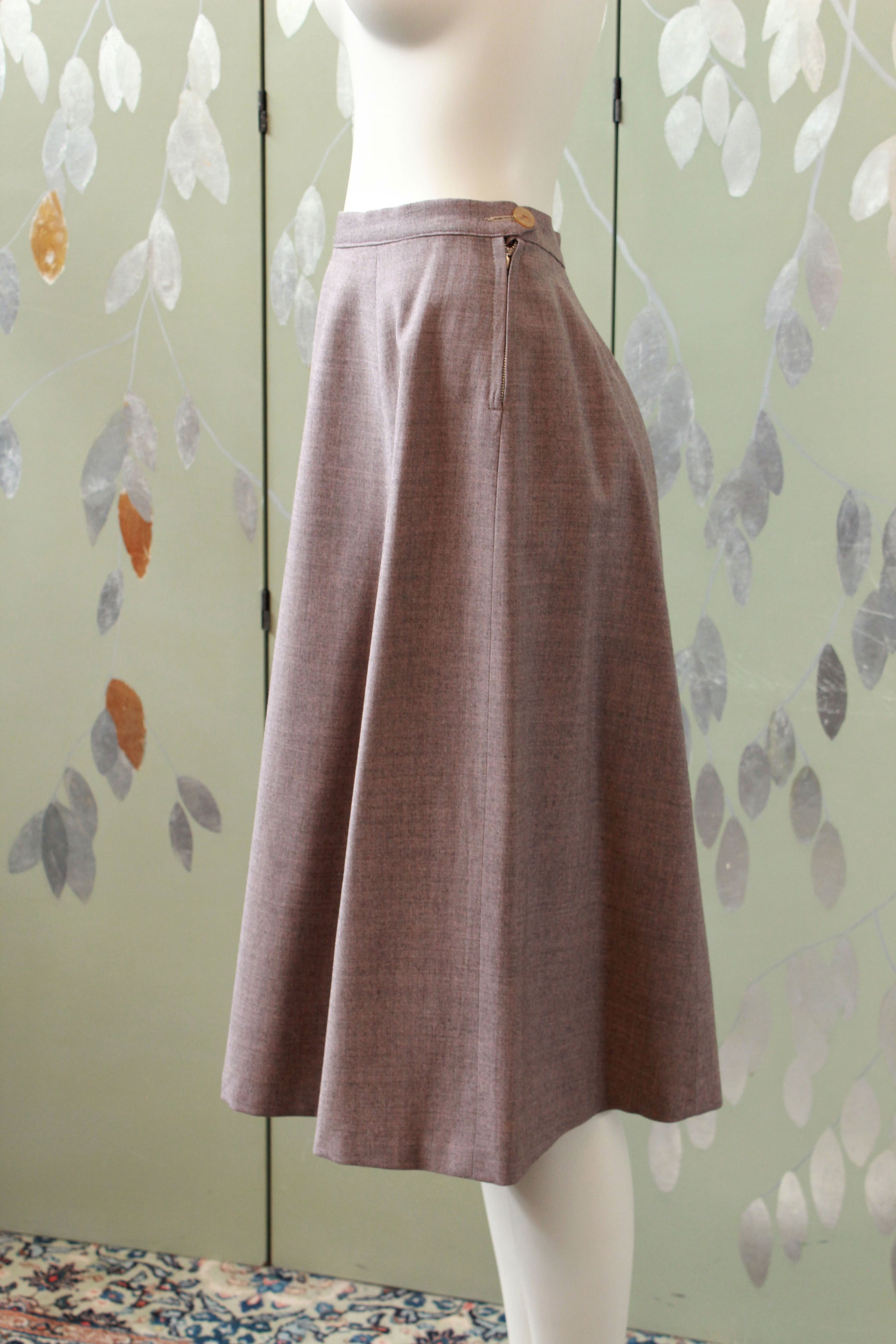 Vintage 1950s Taupe Flared Skirt Suit Set With Bows, XS