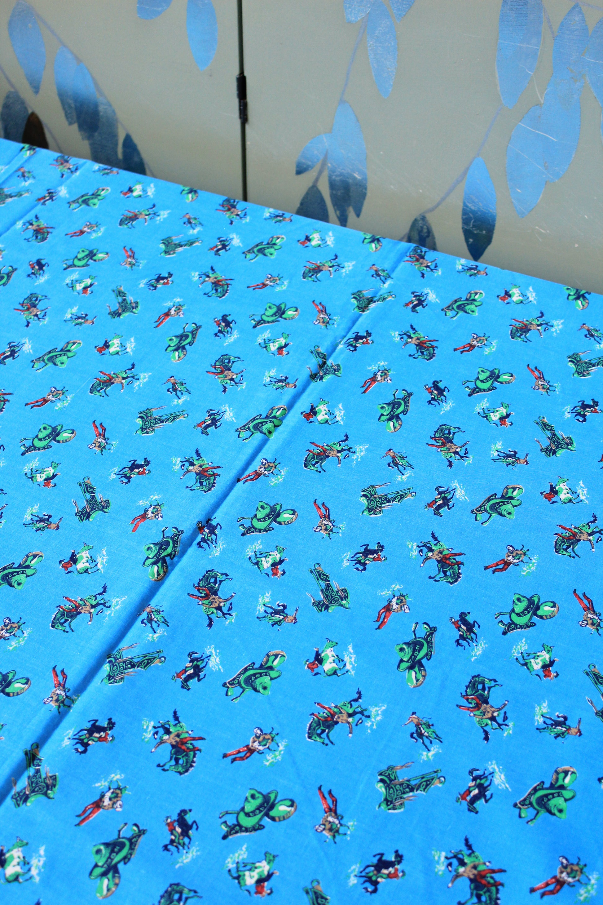 1960s Novelty Western Cowboy Print In Bright Blue Cotton Sewing Fabric, 3.6 Yards