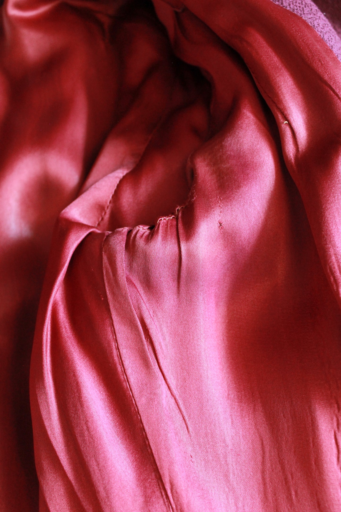 1940s Plum Flared Coat With Pleating And Bell Sleeves , Small 