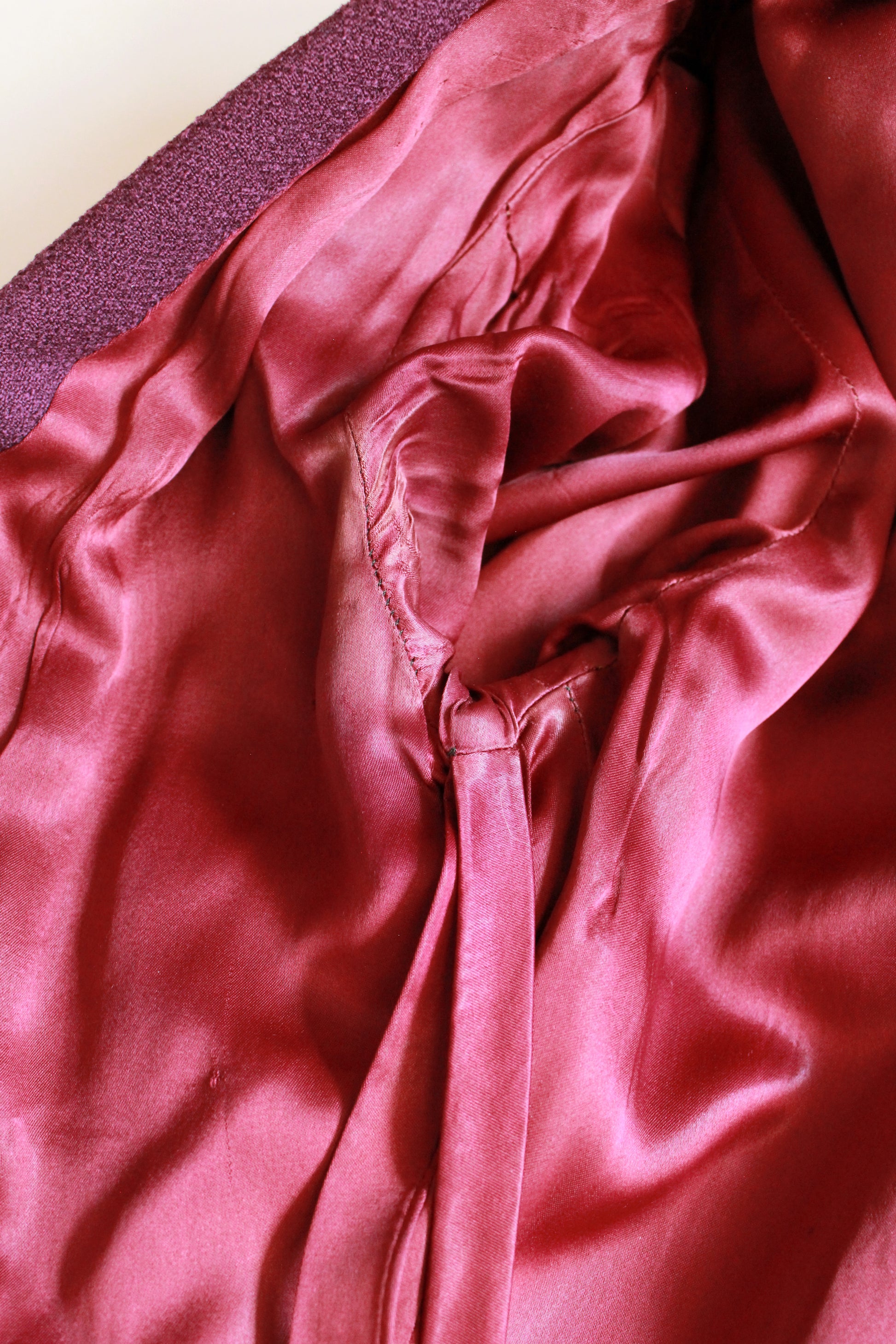 1940s Plum Flared Coat With Pleating And Bell Sleeves , Small 