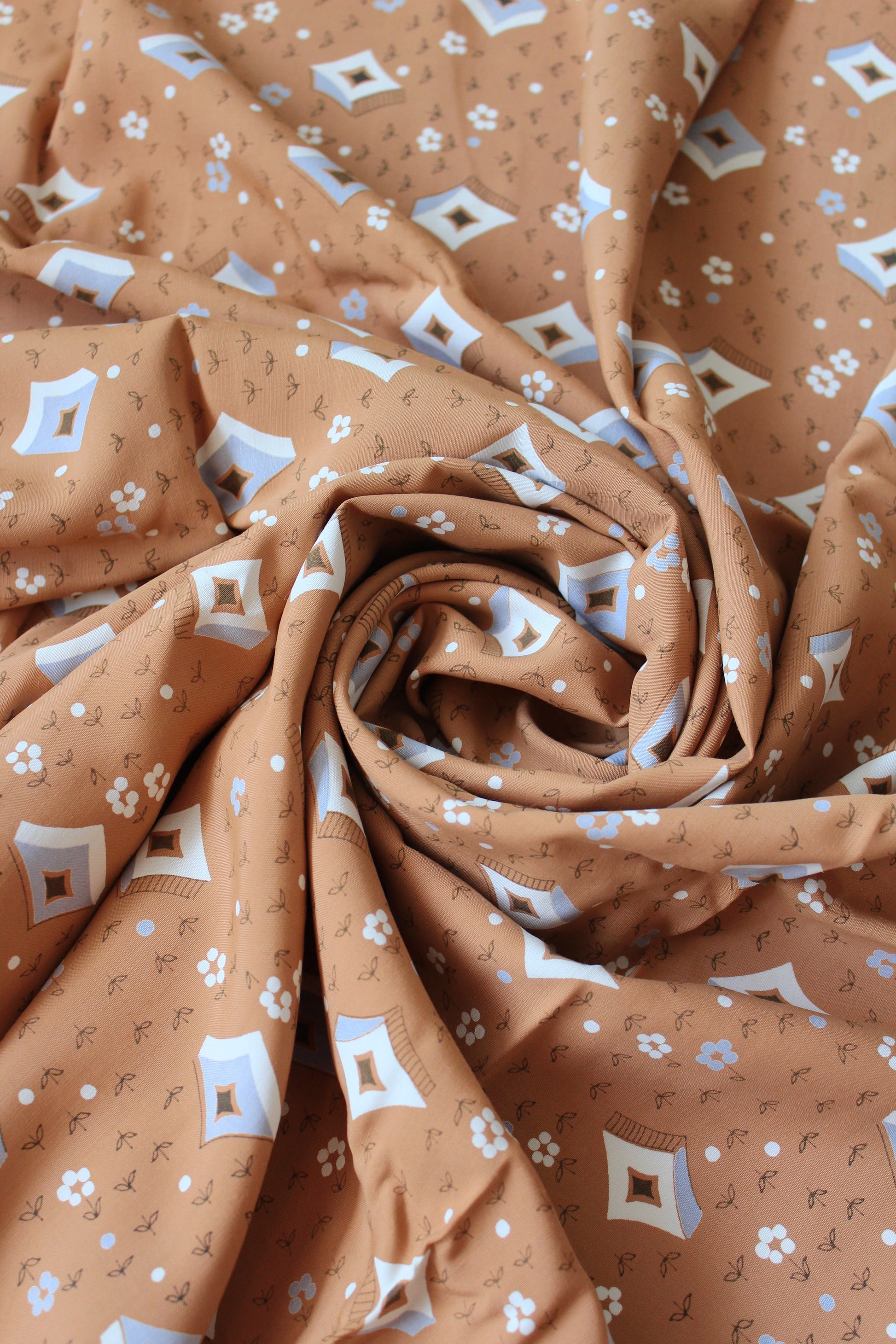 1940s Brown Abstract Square/Diamond And Floral Print Rayon  Fabric, 4 Yards