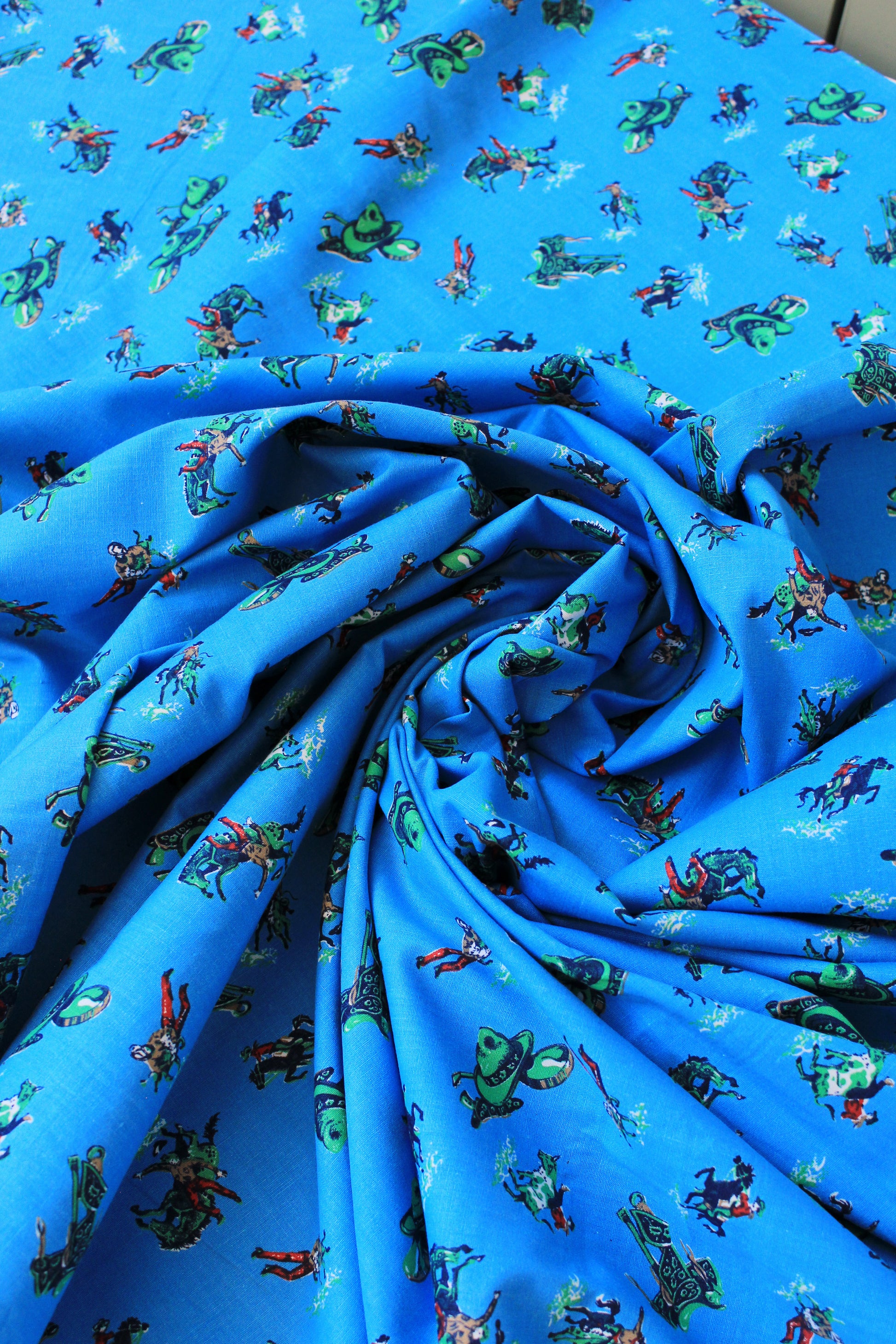1960s Novelty Western Cowboy Print In Bright Blue Cotton Sewing Fabric, 3.6 Yards