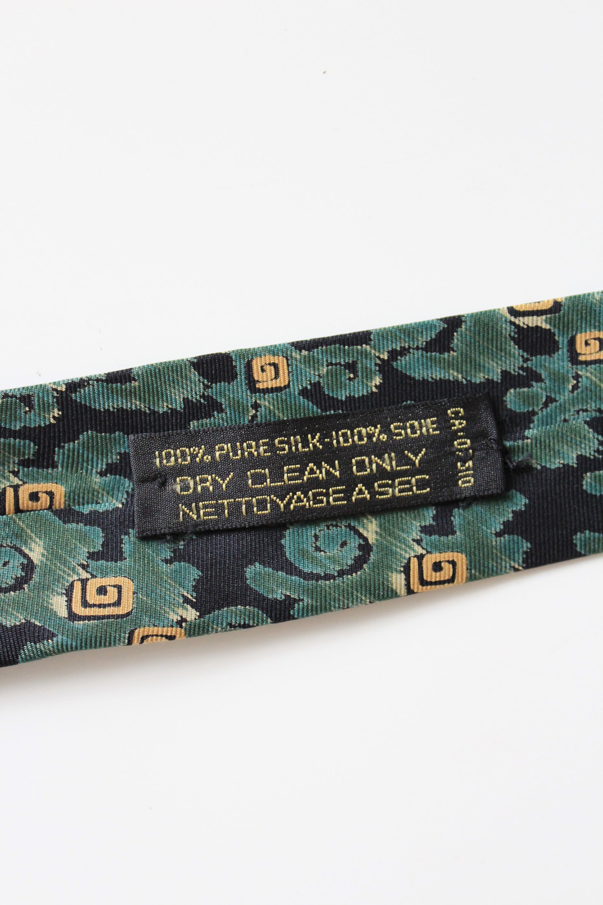 1990s Giorgio Armani Teal Abstract Silk Designer Tie 