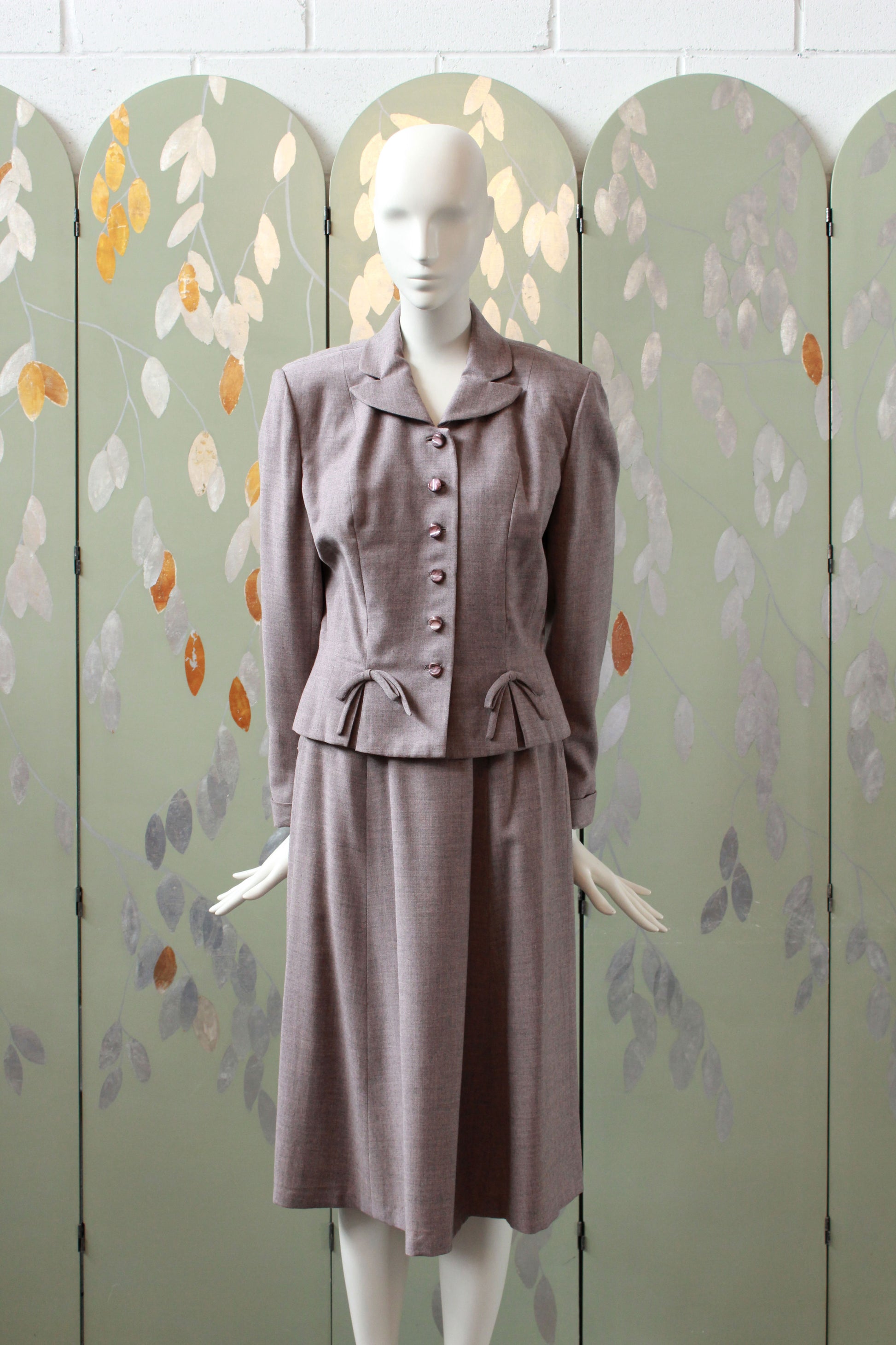 Vintage 1950s Taupe Flared Skirt Suit Set With Bows, XS