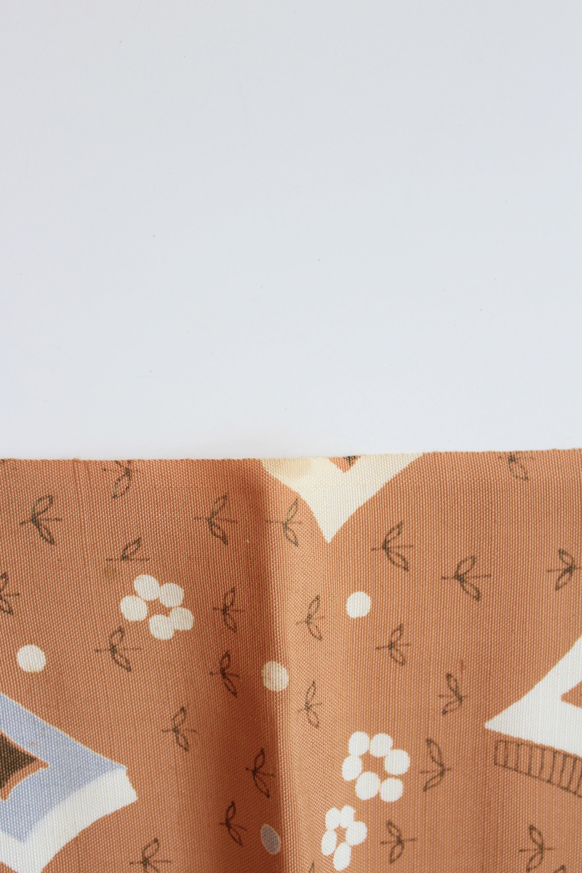 1940s Brown Abstract Square/Diamond And Floral Print Rayon  Fabric, 4 Yards