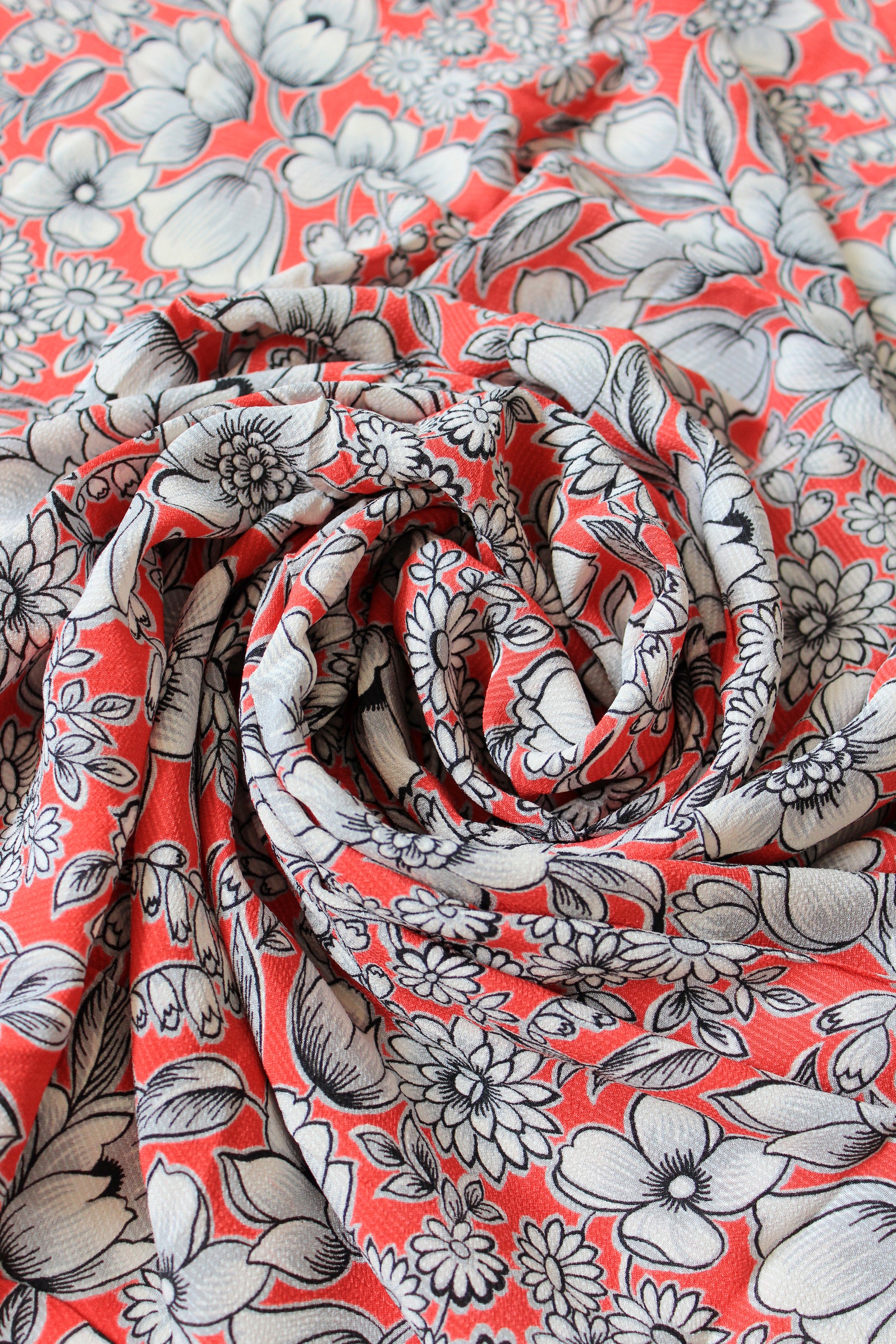 1940s Coral White And Black Floral Print Rayon Sewing Fabric, 2.25 Yards