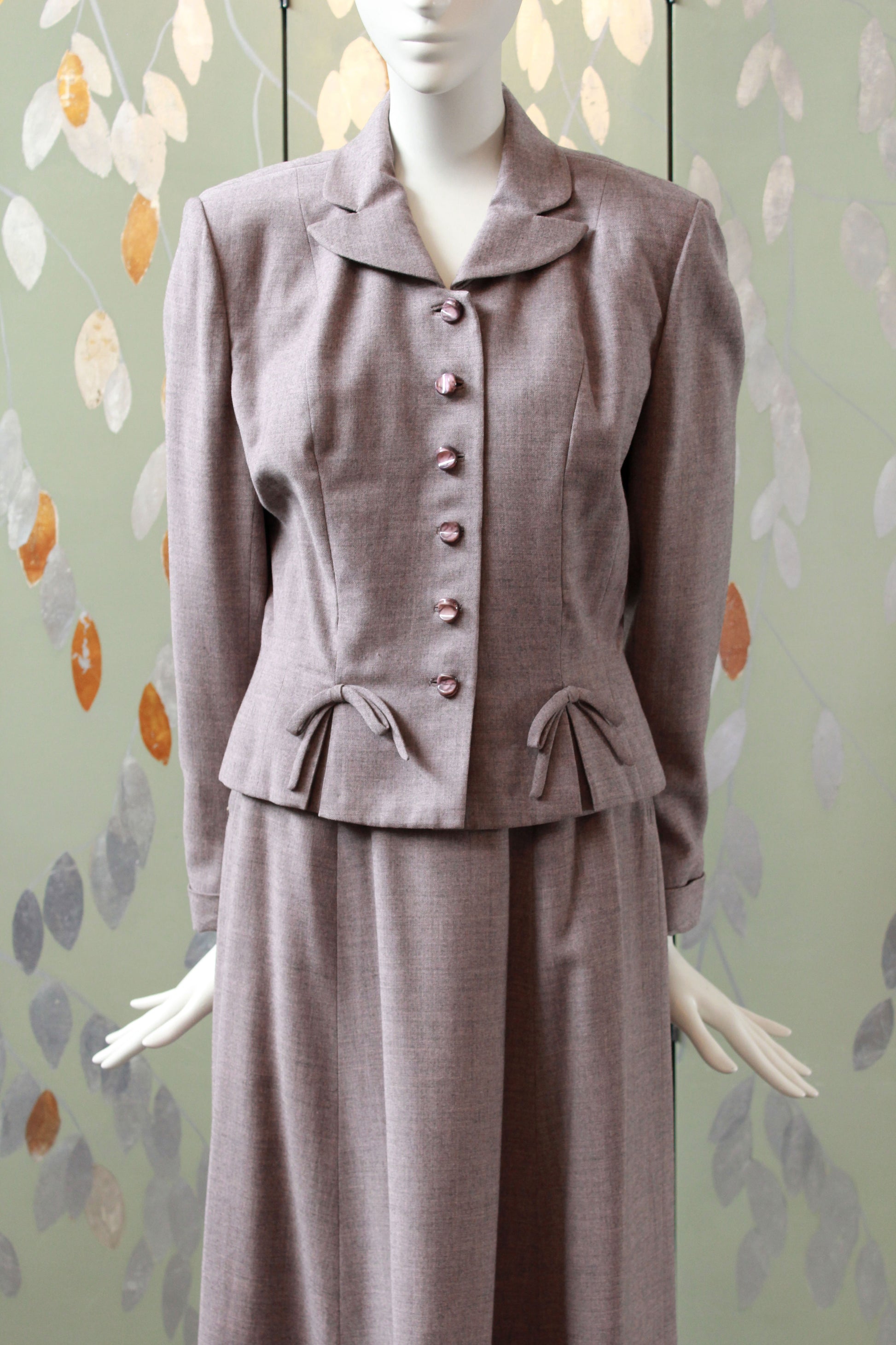 Vintage 1950s Taupe Flared Skirt Suit Set With Bows, XS