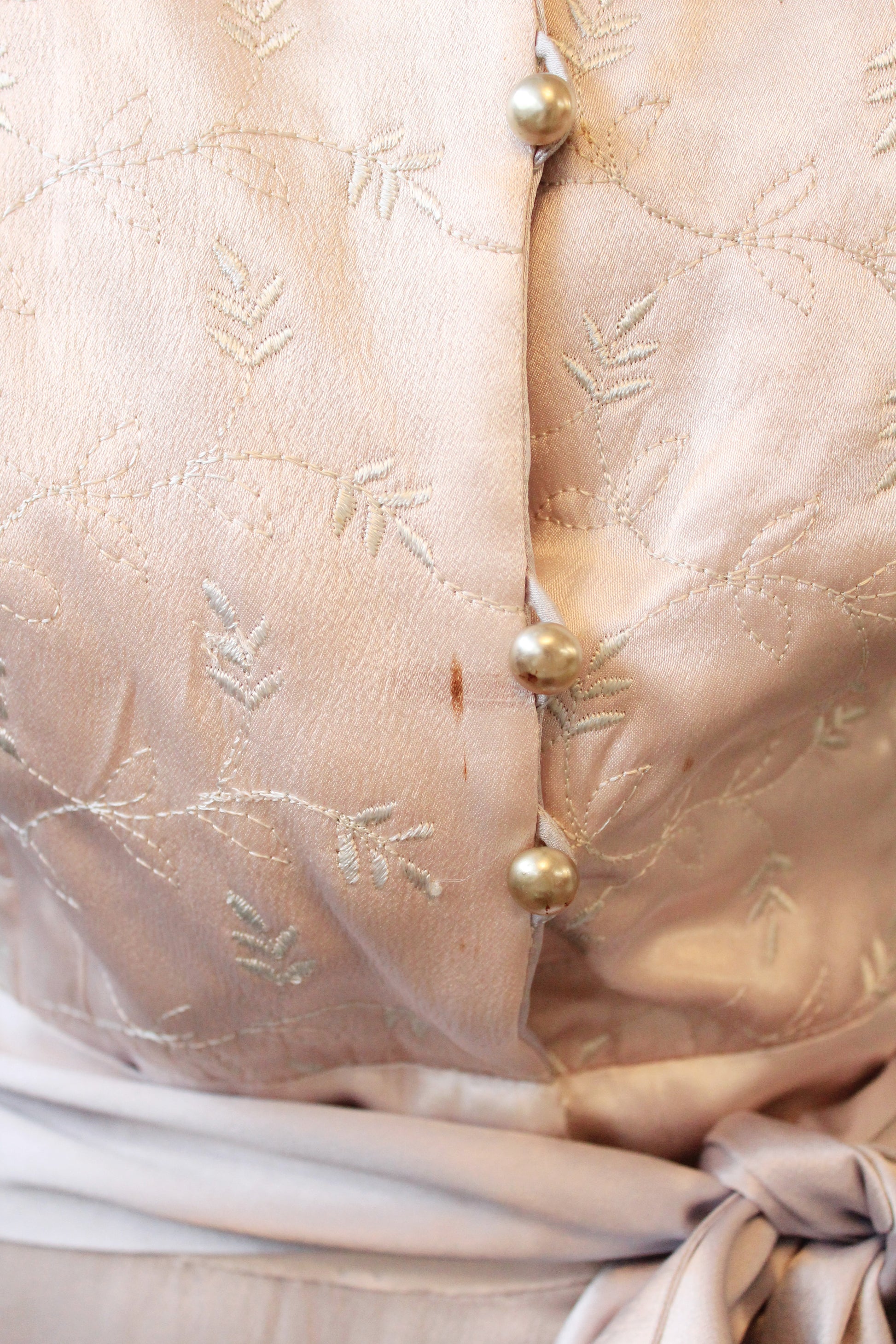 1940s Light Lilac Silk Robe With Quilting And Sash Belt, XS