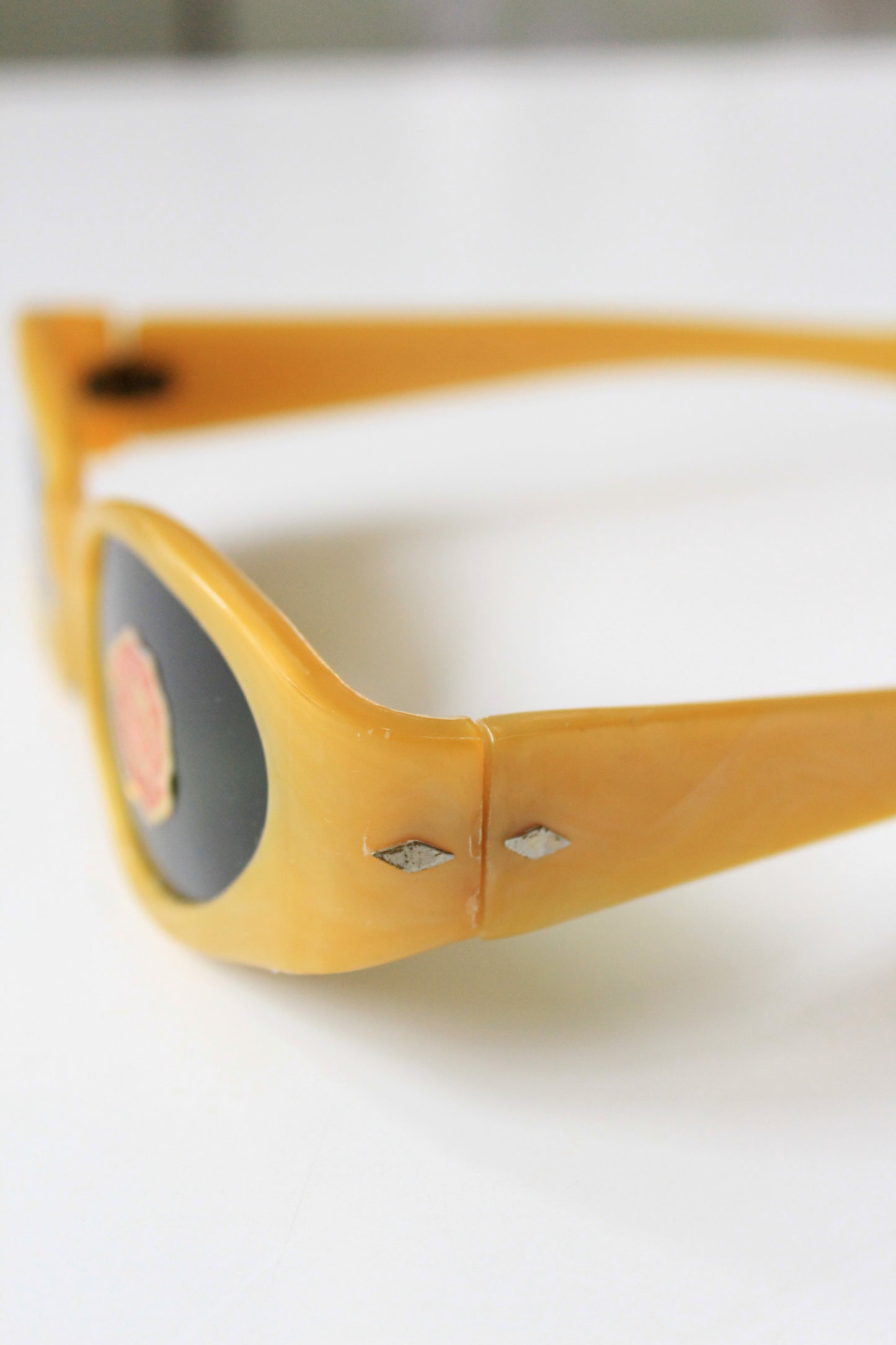 1950s Mustard Yellow Plastic Sunglasses, Unused
