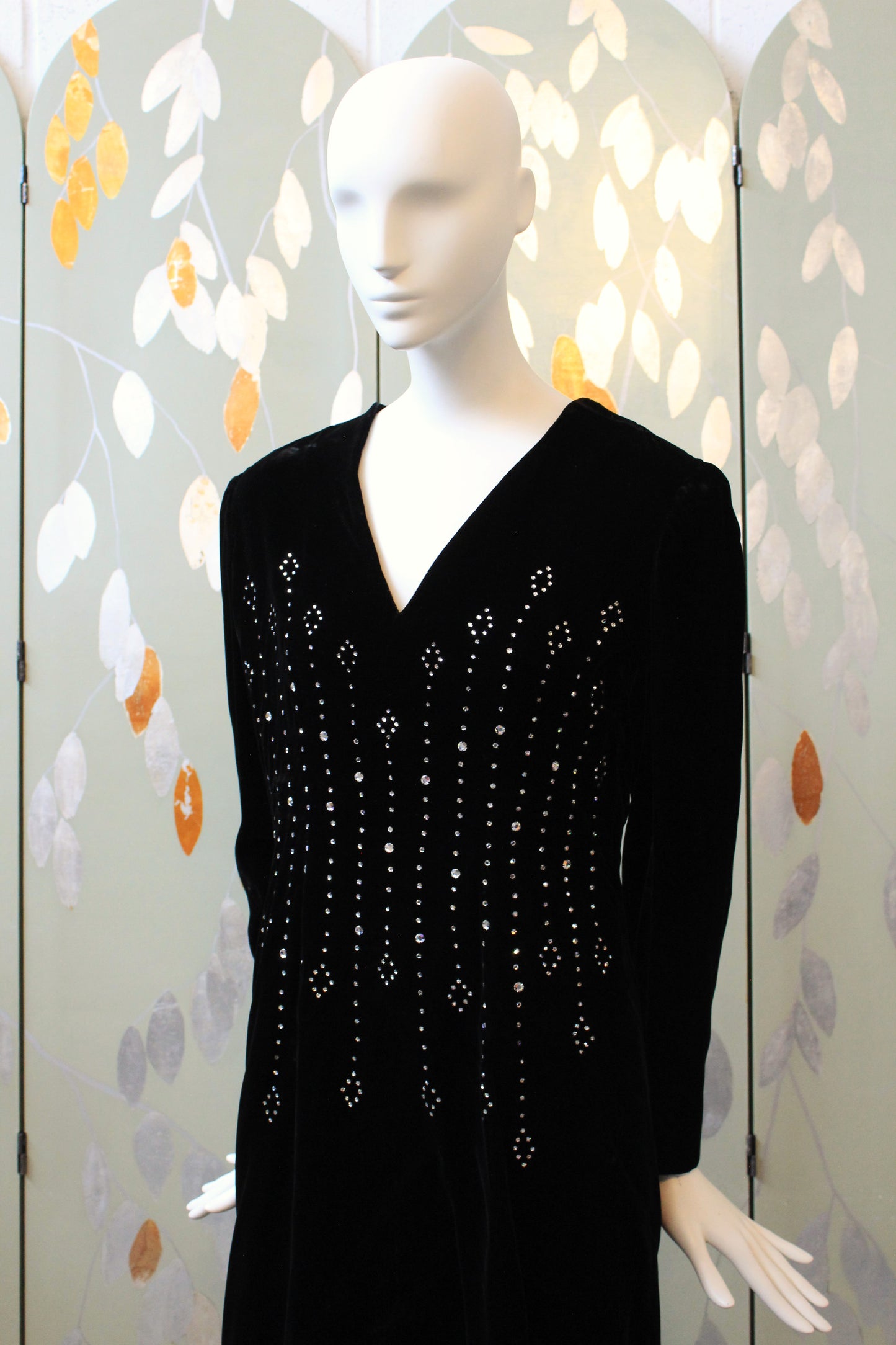 Vintage 1990s Oscar De La Renta Black Velvet Bedazzled Long Sleeve Evening Dress, S/M
