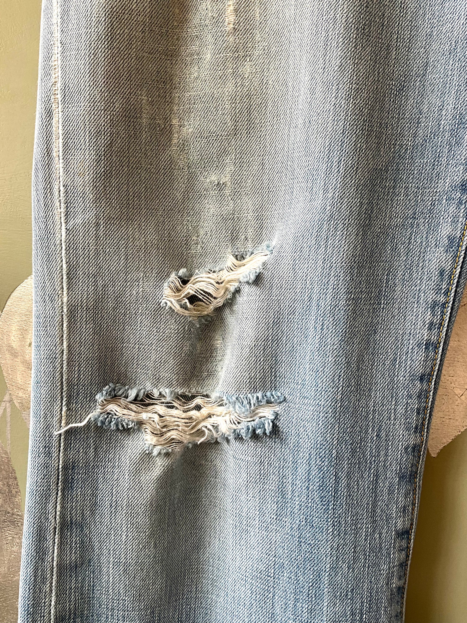 Vintage 2000s Men's Banana Republic Distressed Boot Cut Jeans, 35/32