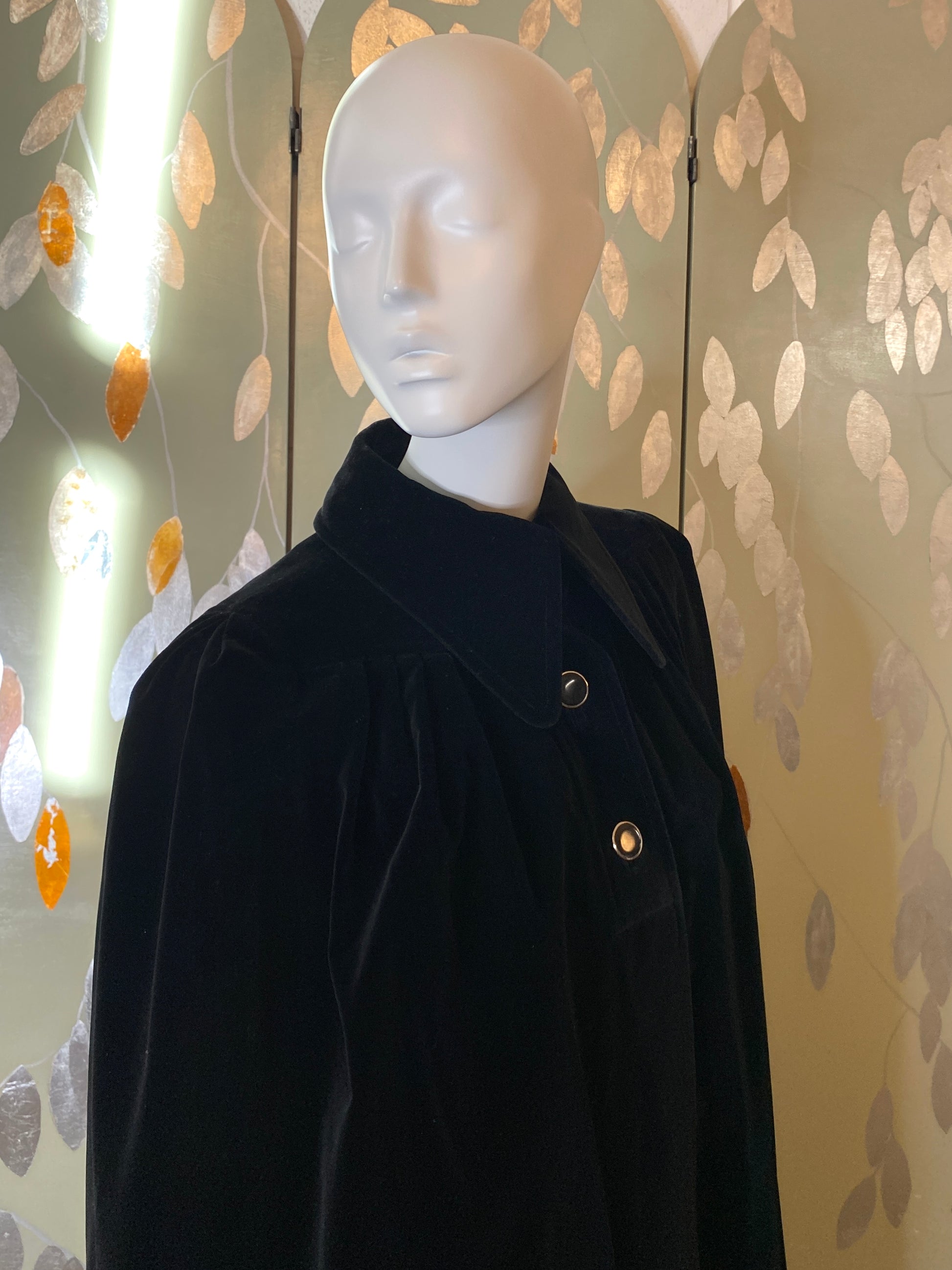 Vintage 1960s Emanuel Ungaro Black Velvet Cape