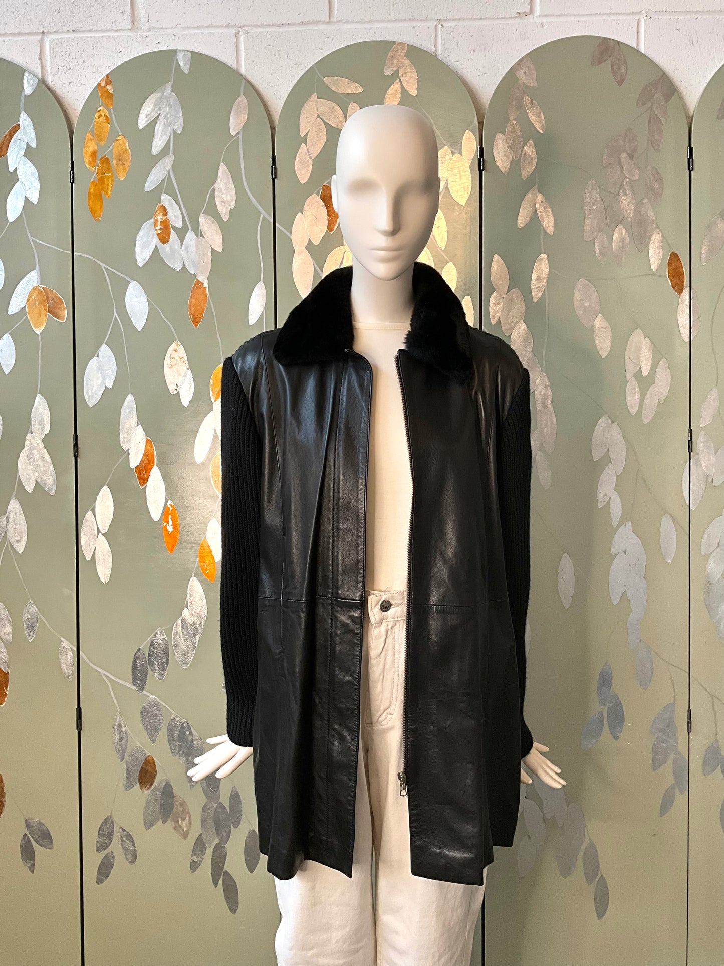 Vintage 2000s Black Leather and Knit Zip-Up Jacket with Fur Collar, Large 