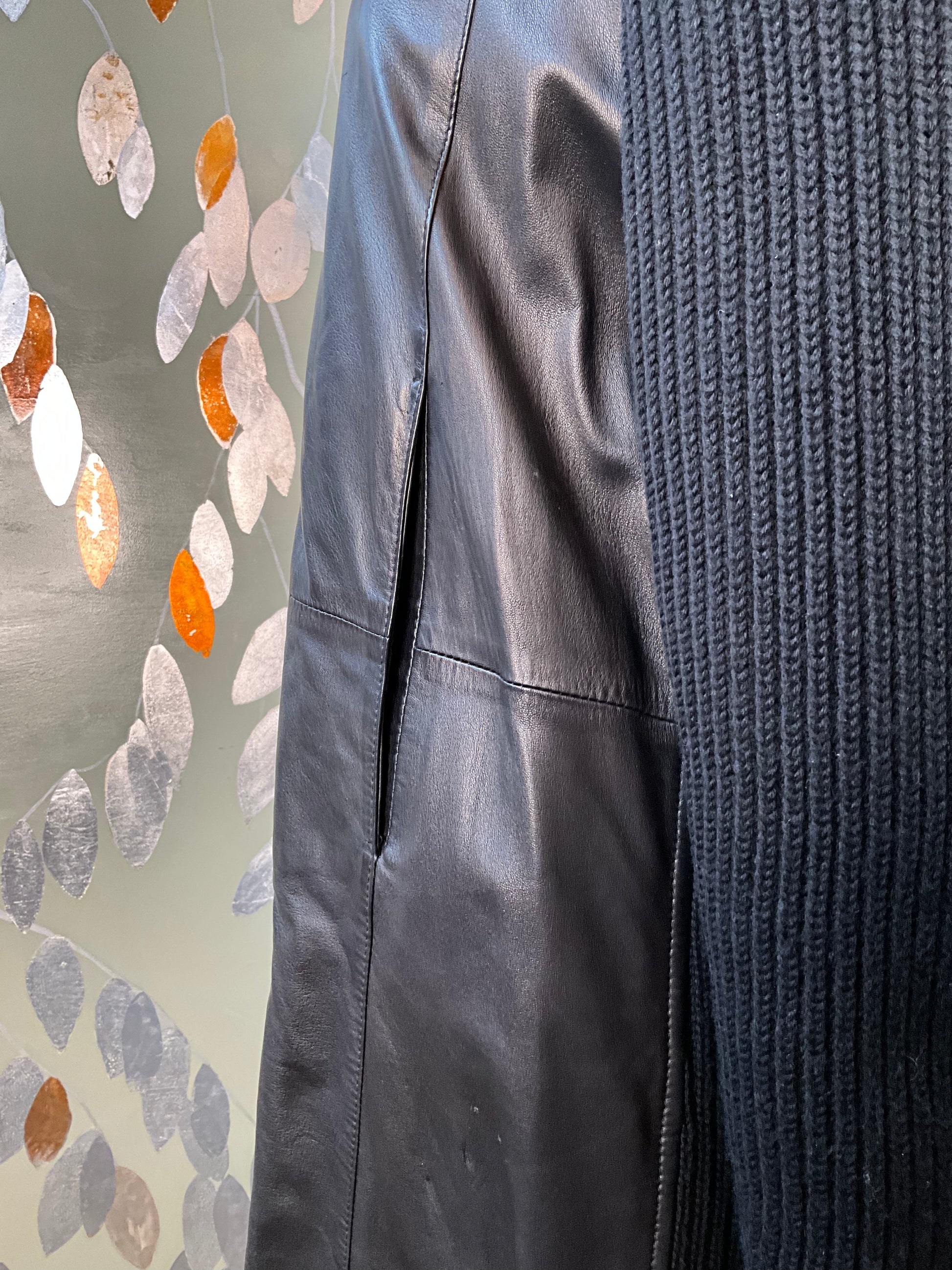 Vintage 2000s Black Leather and Knit Zip-Up Jacket with Fur Collar, Large 