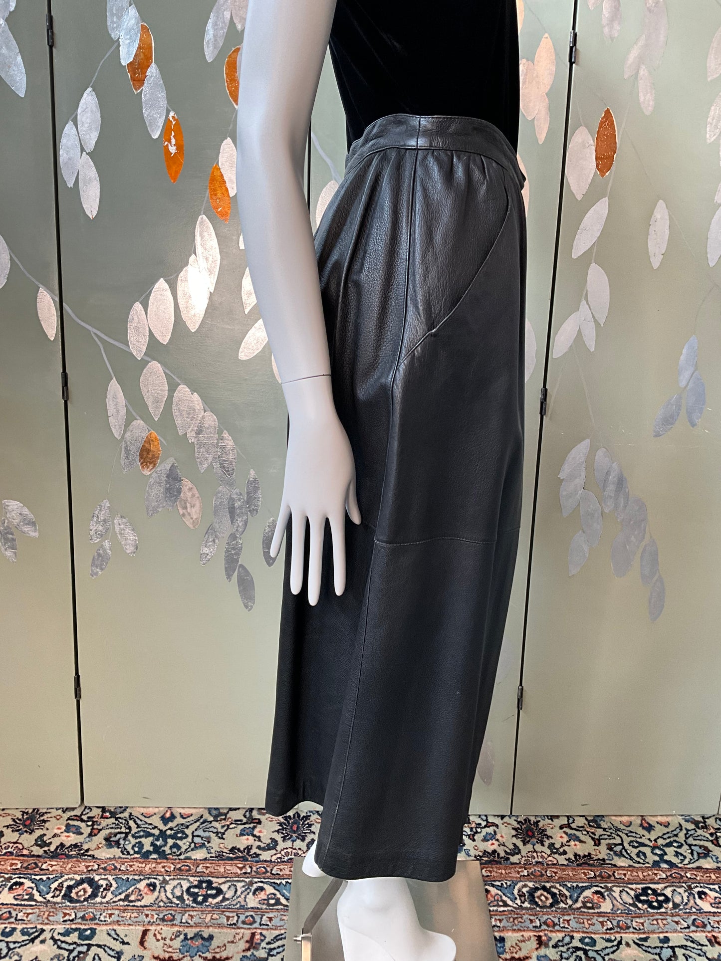 Vintage 1980s Black Leather Midi Skirt, Medium 