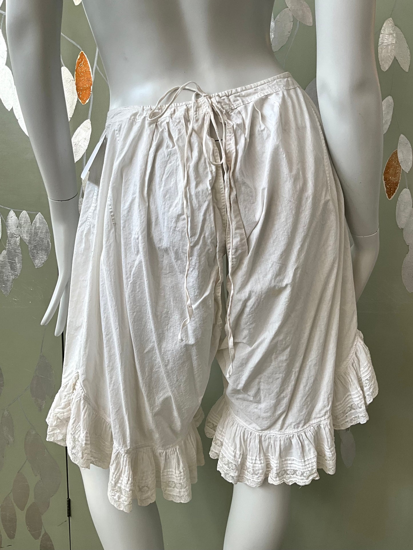 Antique Edwardian White Cotton Bloomers, Medium 