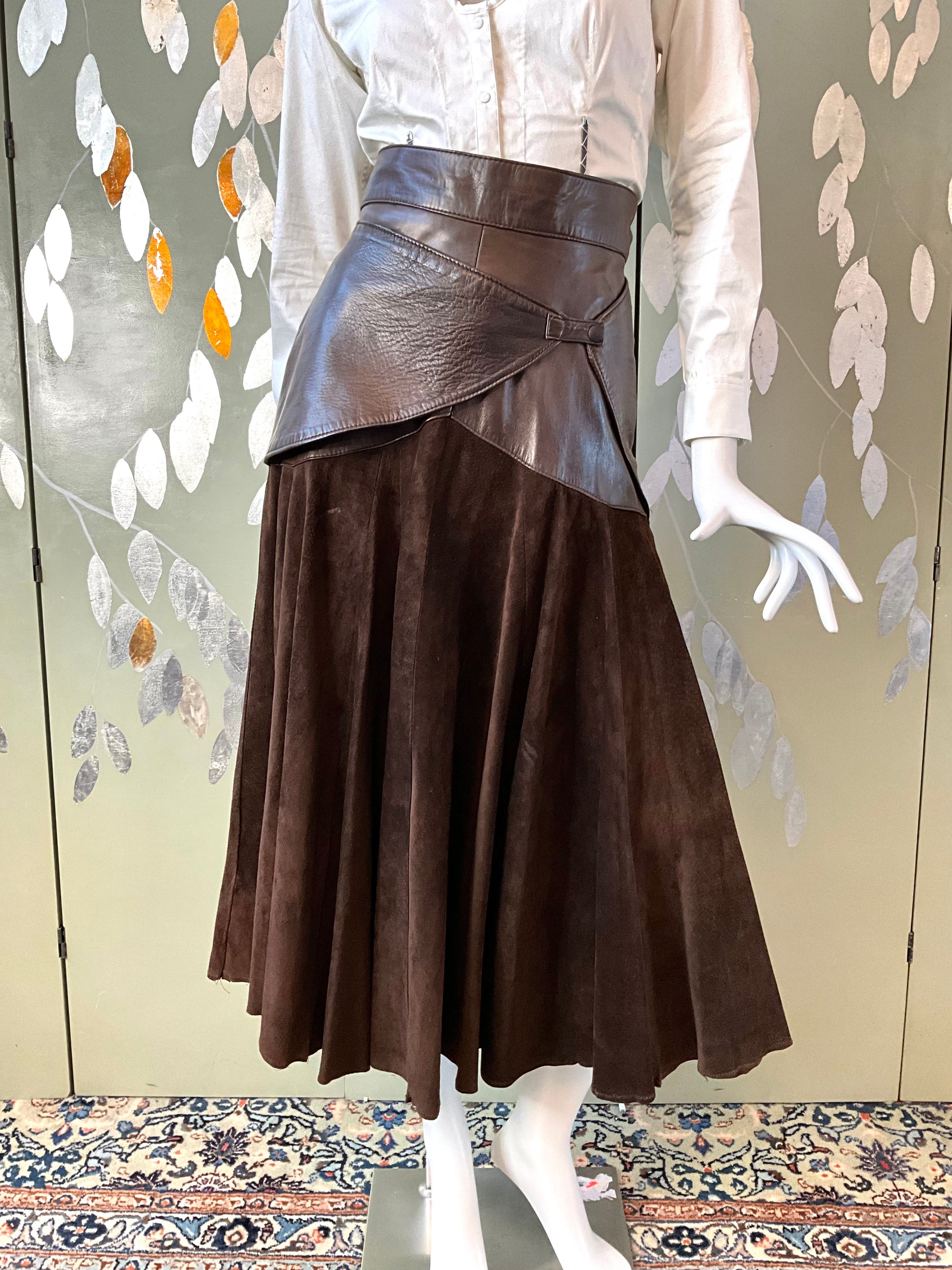 Brown suede skirt vintage best sale