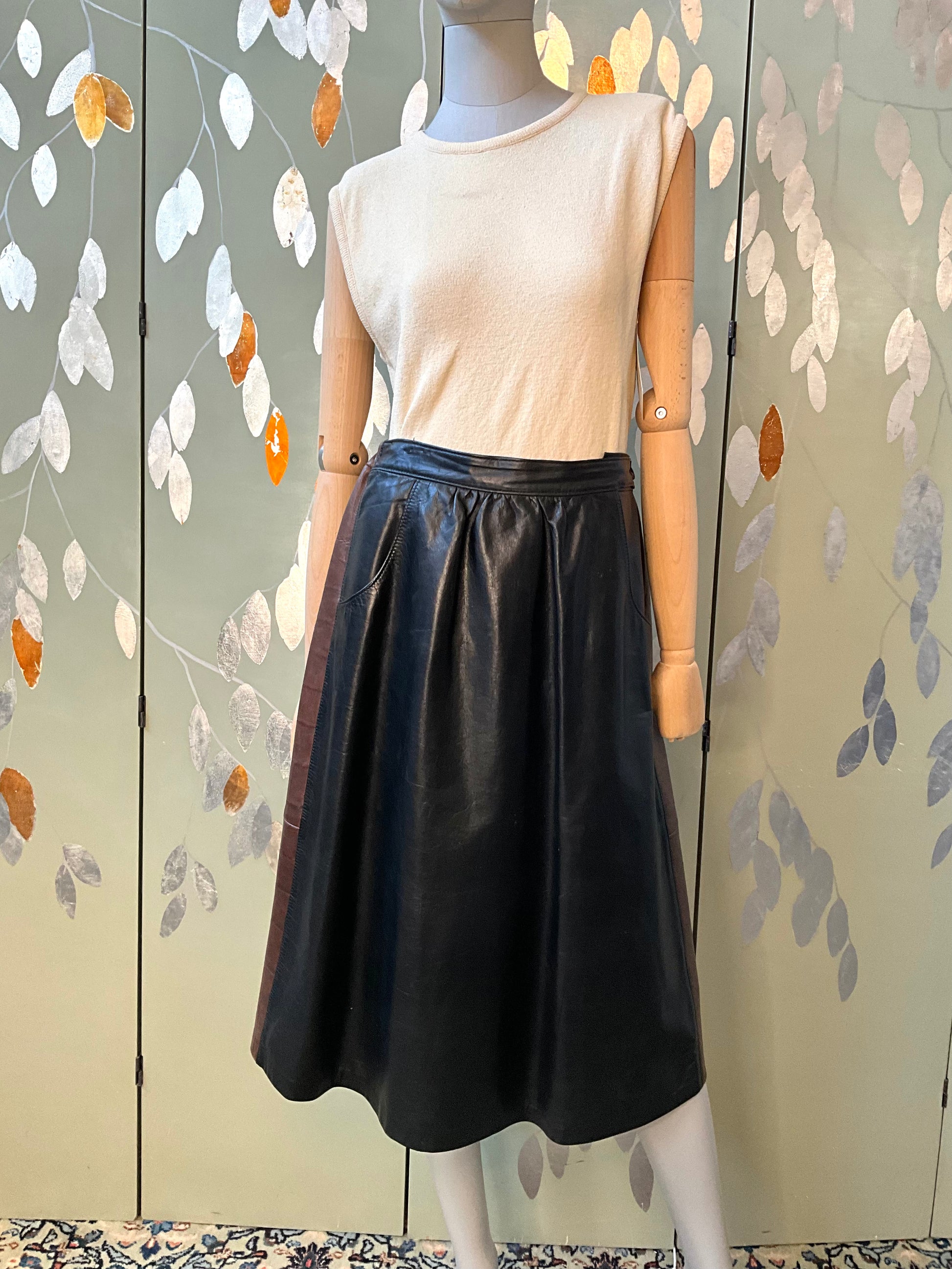 Vintage 1980s Black and Brown Leather Midi Skirt, W30