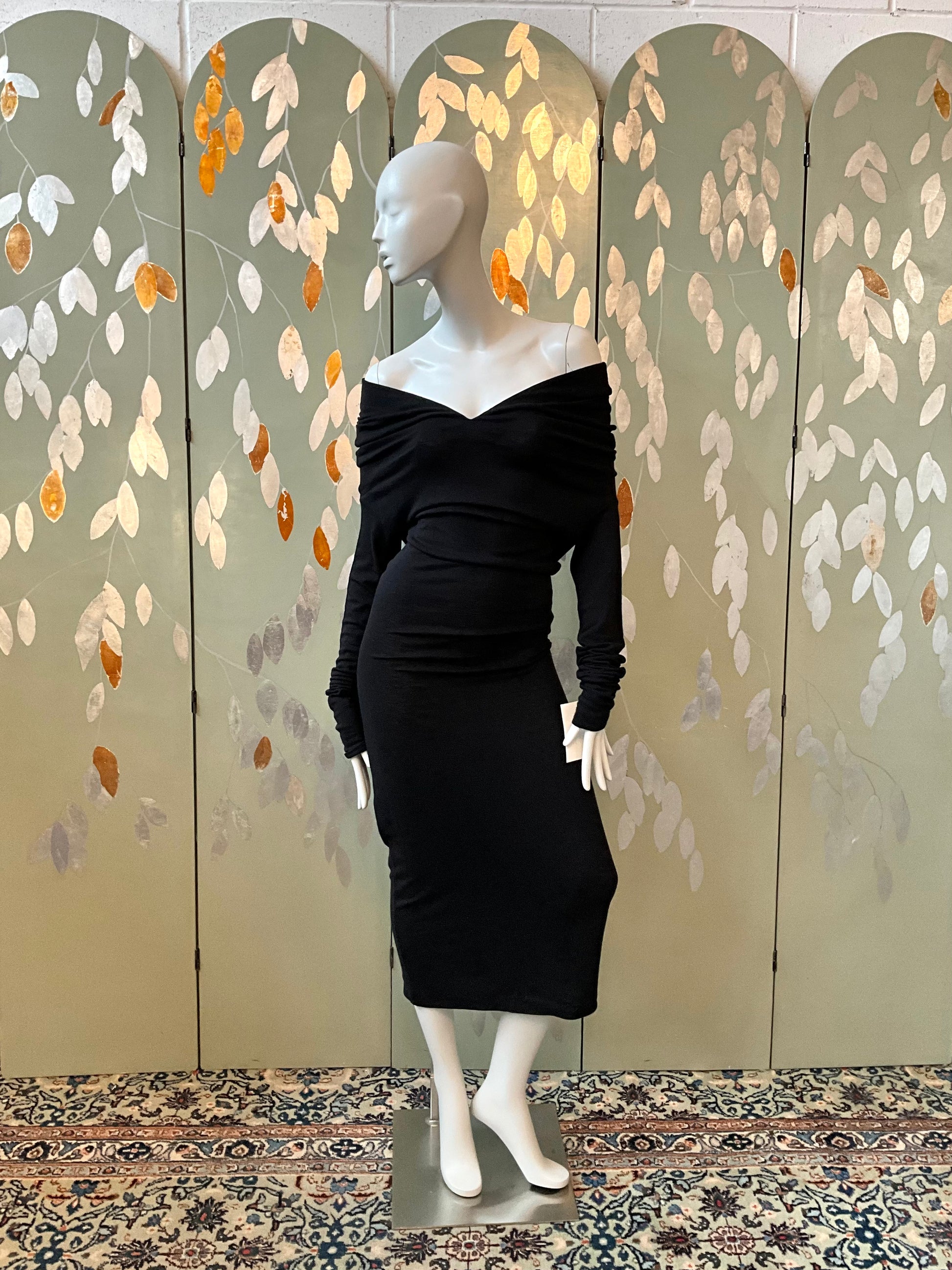 Vintage 1990s Callaghan Black Jersey Knit Long Sleeve Bodycon Dress, Medium Vintage 1990s Callaghan Black Jersey Knit Long Sleeve Bodycon Dress, Medium