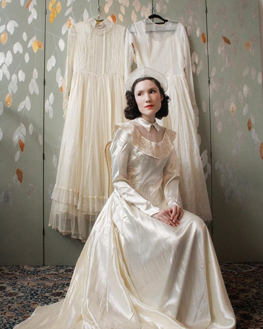 Vintage 1950s Liquid Satin Long-Sleeve Wedding Dress with Embroidered Collar, B34