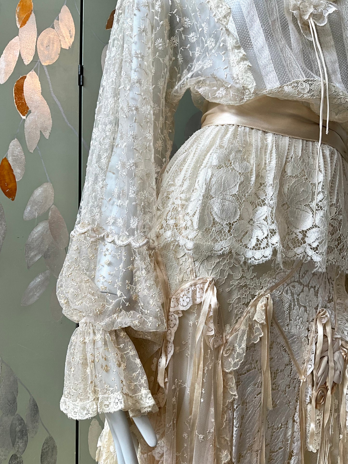 Vintage 1980s Romantic Cream Lace Two Piece Evening Maxi Skirt and Blouse Set, XS 
