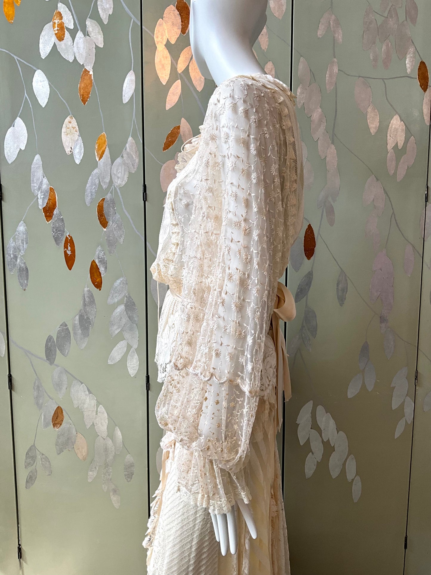 Vintage 1980s Romantic Cream Lace Two Piece Evening Maxi Skirt and Blouse Set, XS 