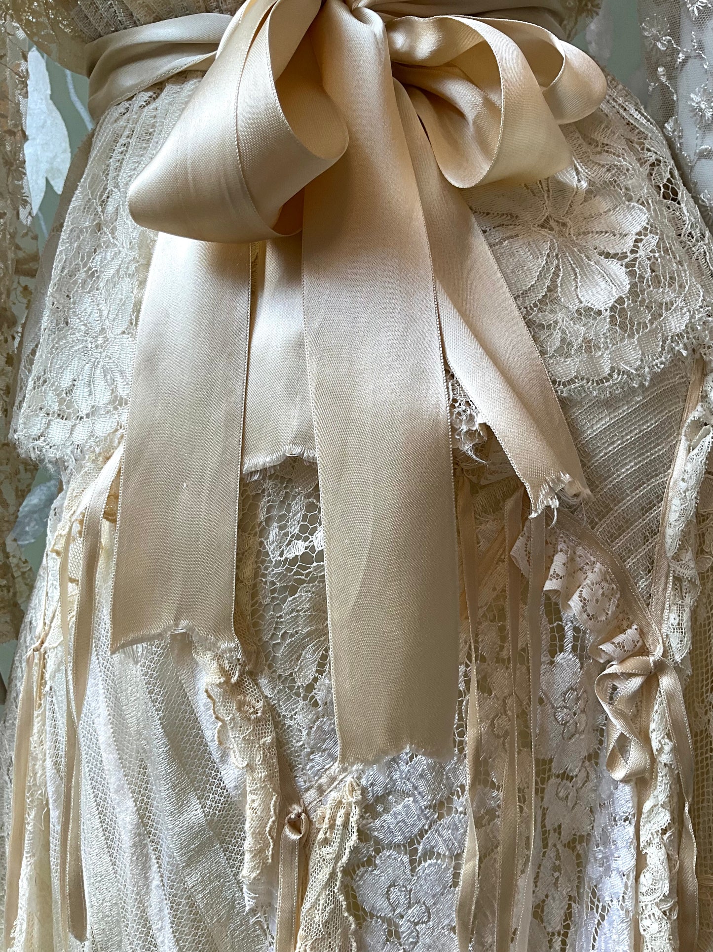 Vintage 1980s Romantic Cream Lace Two Piece Evening Maxi Skirt and Blouse Set, XS 