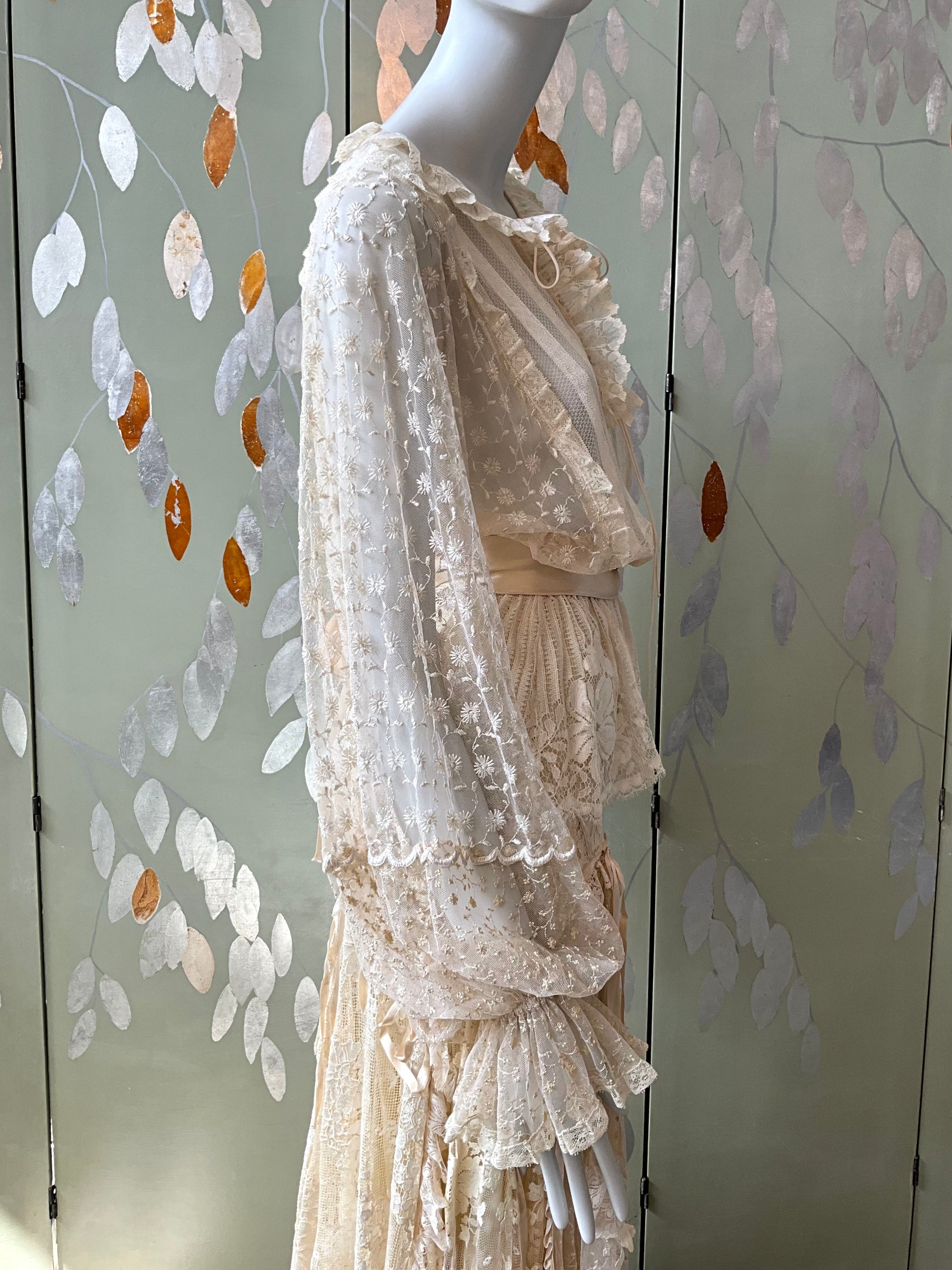 Vintage 1980s Romantic Cream Lace Two Piece Evening Maxi Skirt and Blouse Set, XS 