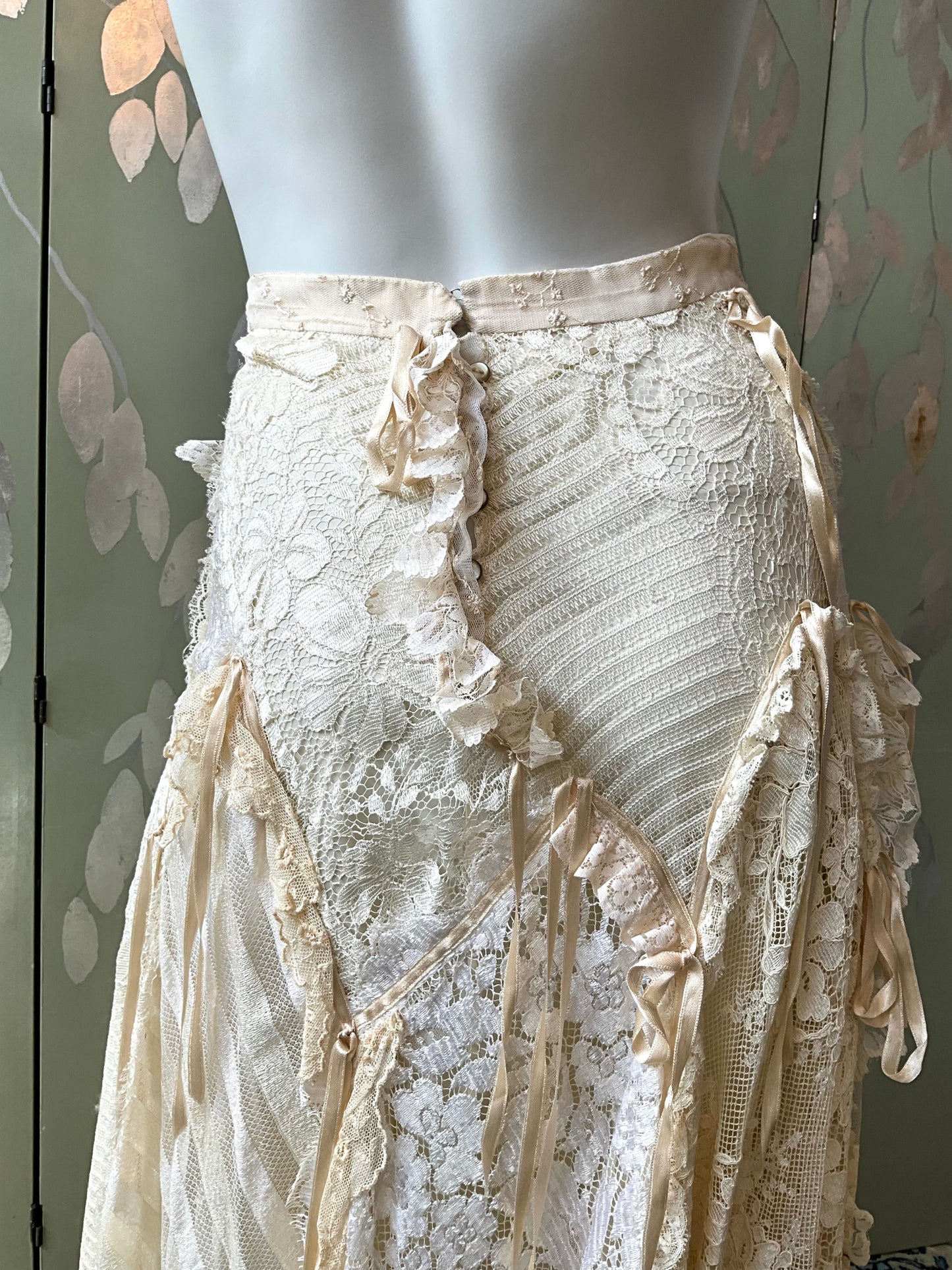 Vintage 1980s Romantic Cream Lace Two Piece Evening Maxi Skirt and Blouse Set, XS 
