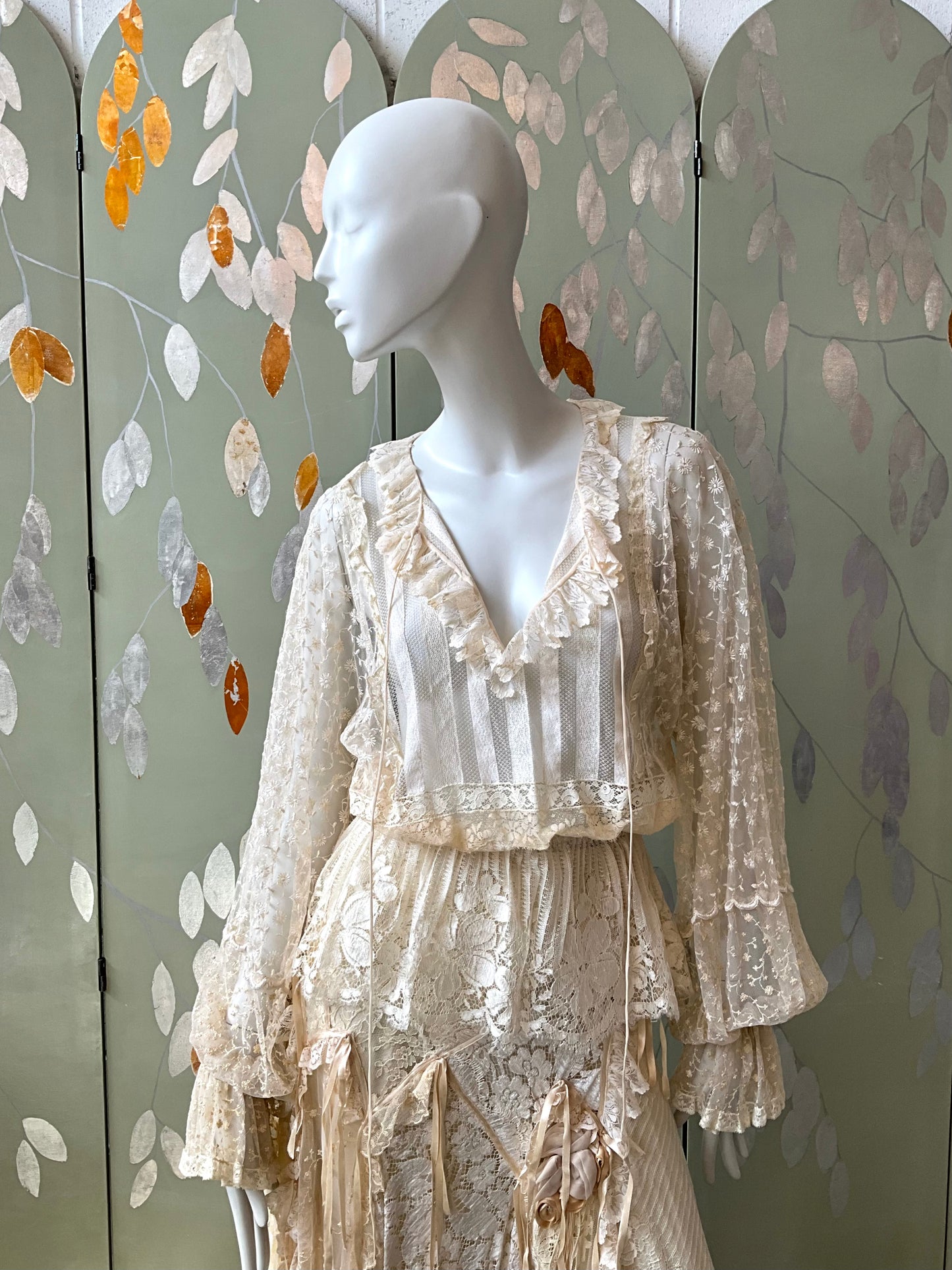 Vintage 1980s Romantic Cream Lace Two Piece Evening Maxi Skirt and Blouse Set, XS 