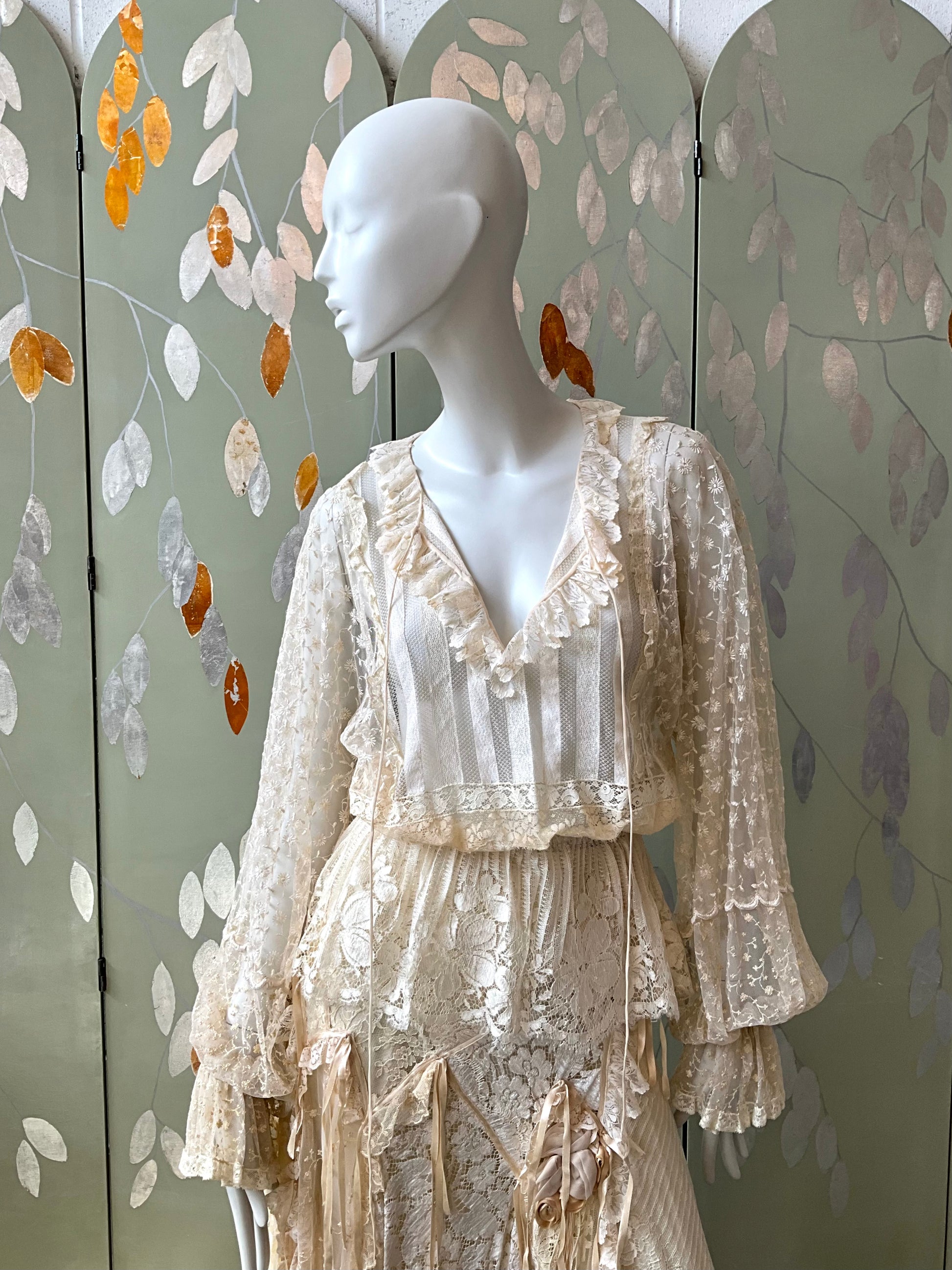 Vintage 1980s Romantic Cream Lace Two Piece Evening Maxi Skirt and Blouse Set, XS 