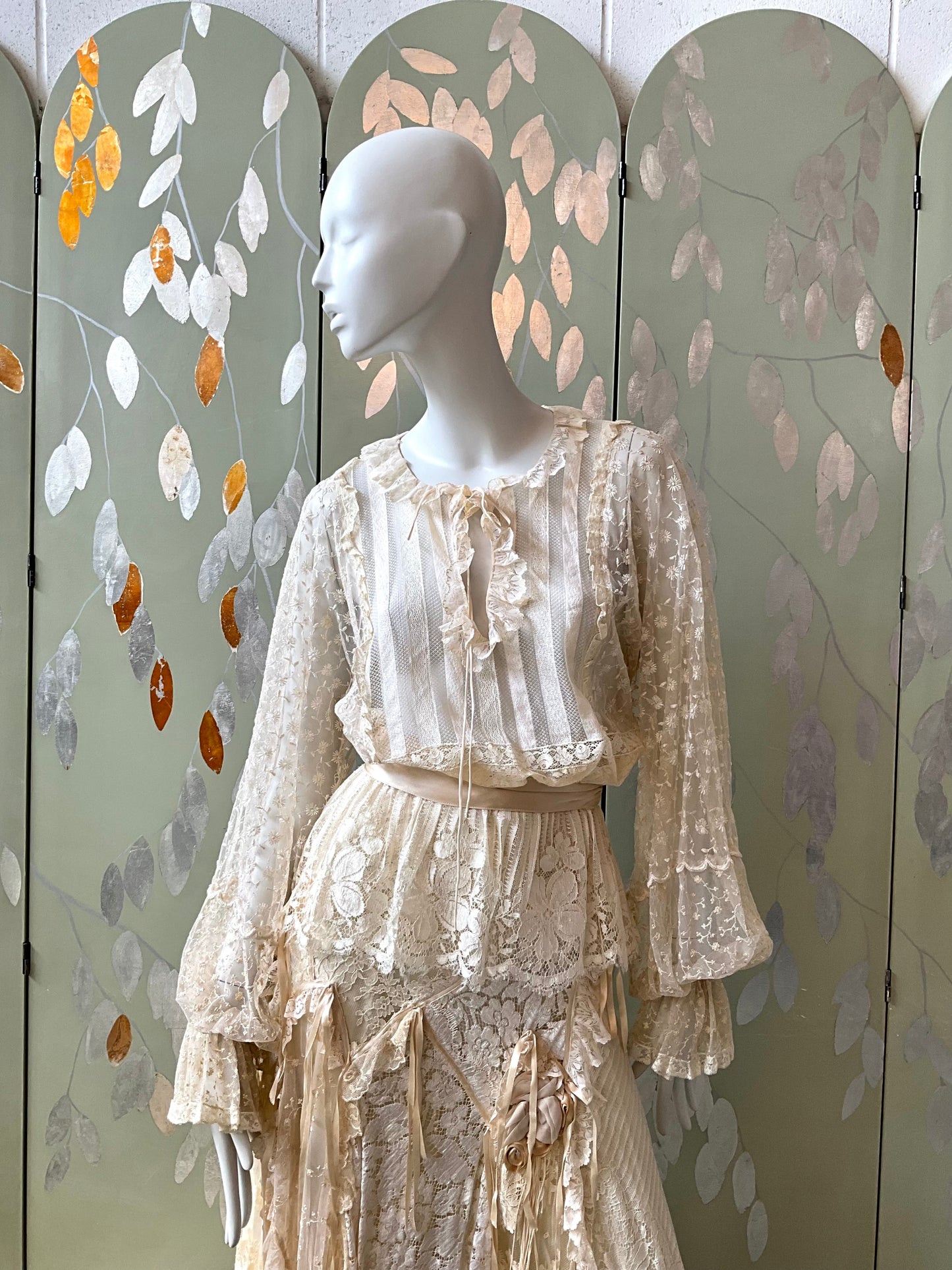 Vintage 1980s Romantic Cream Lace Two Piece Evening Maxi Skirt and Blouse Set, XS 