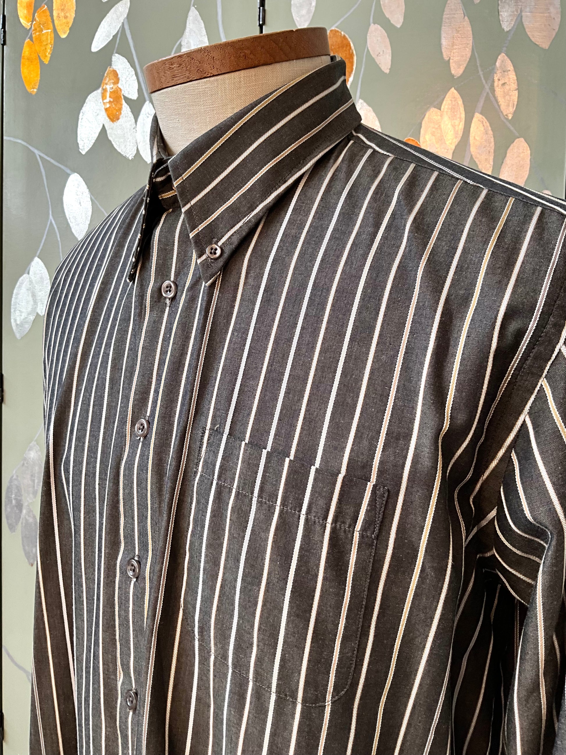 Men's Brown Striped Button Down Collar Shirt, Large