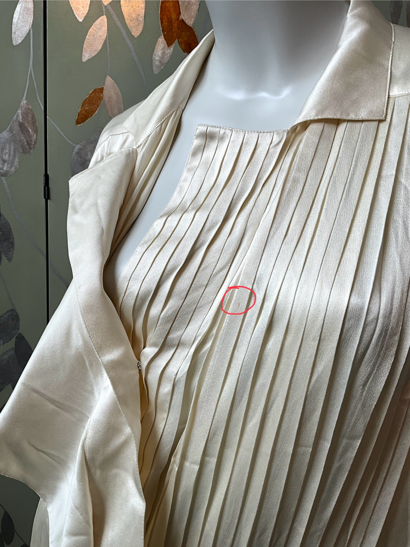 Vintage 1980s Gianfranco Ferré Cream Silk Satin Waterfall Poet Blouse with Pleats, M-L