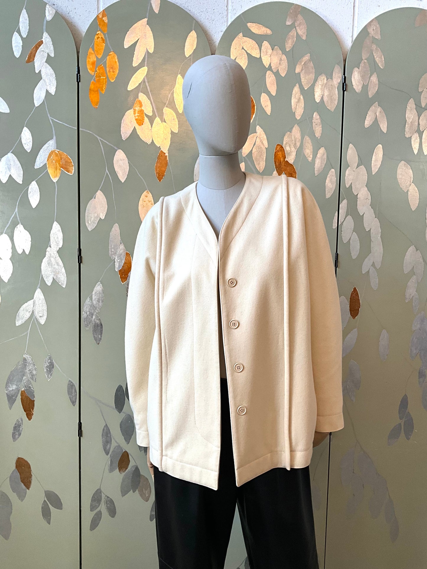 Vintage 1980s Gianfranco Ferré Cream Wool Collarless Jacket, Large 