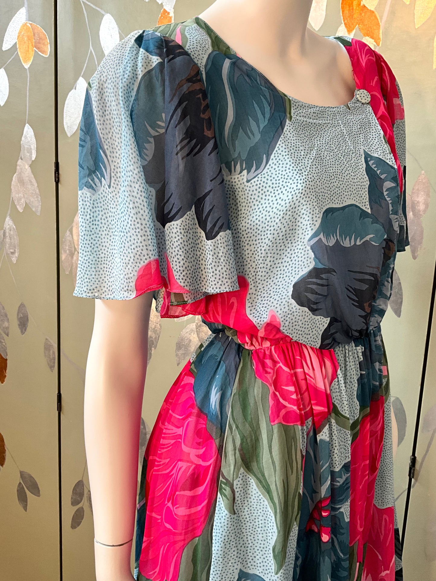 Vintage 1980s Hanae Mori Blue and Pink Floral Day Dress, Small 