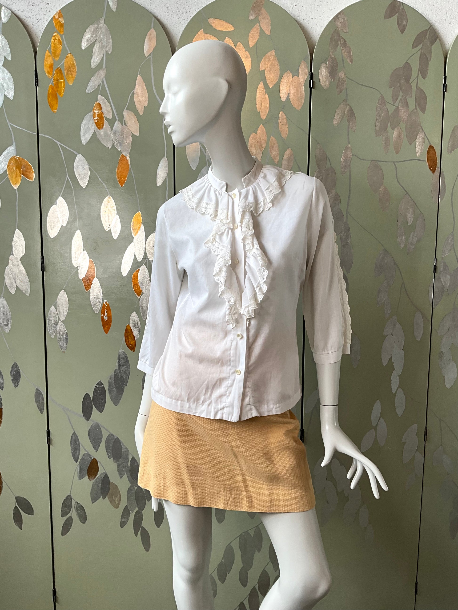 Vintage 1960s/70s White Ruffle Jabot Collar Blouse, S-M