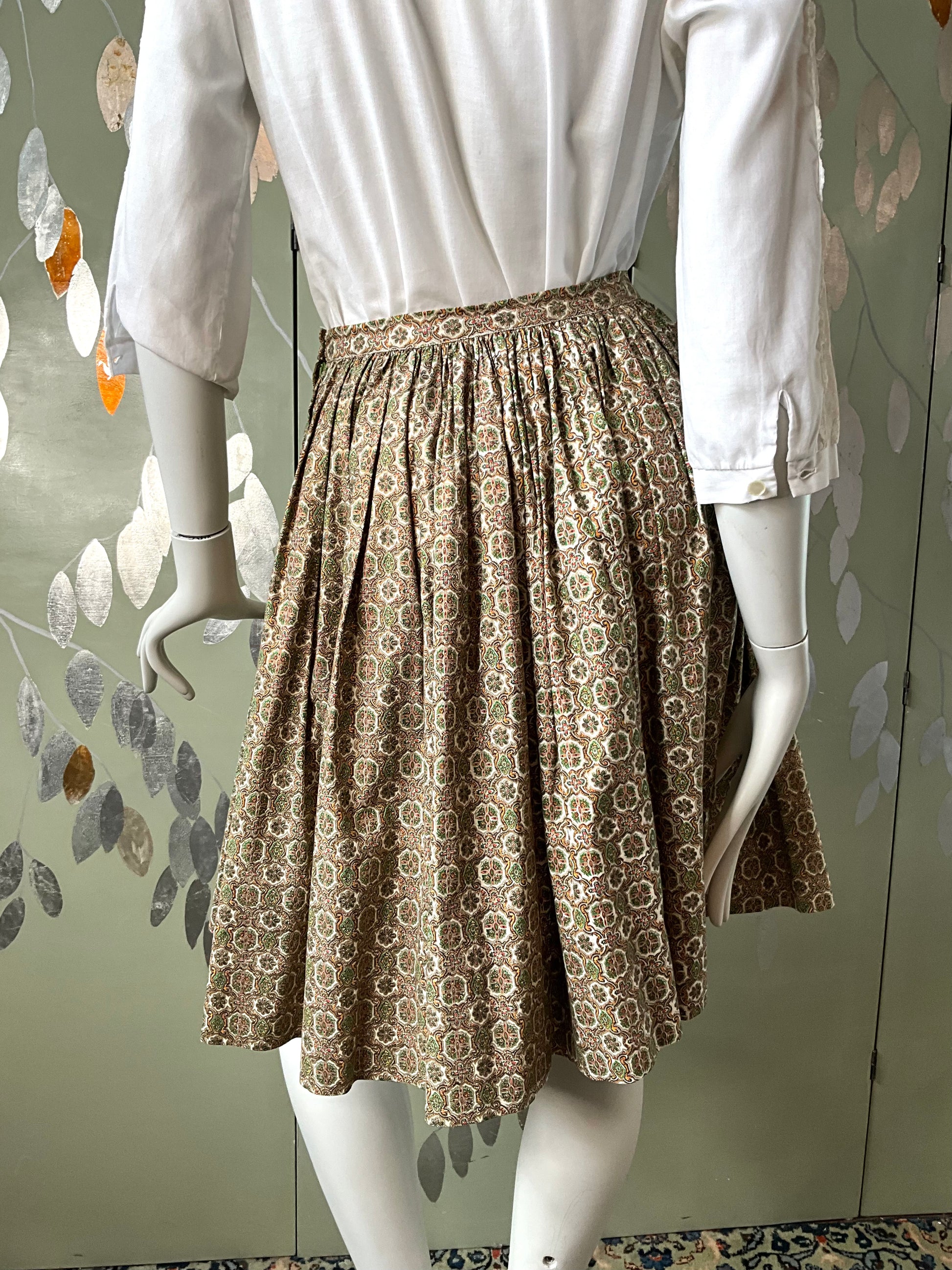 Vintage 1960s Full Cotton Medallion Print Skirt, XS