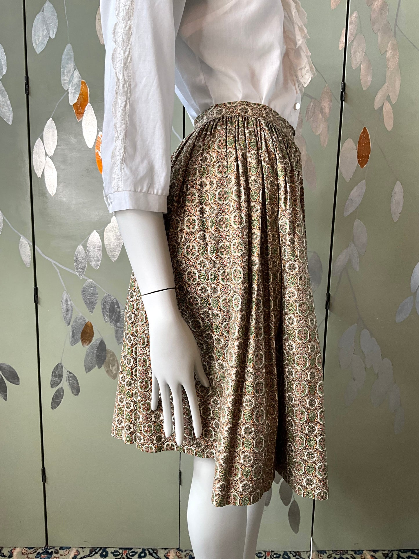 Vintage 1960s Full Cotton Medallion Print Skirt, XS