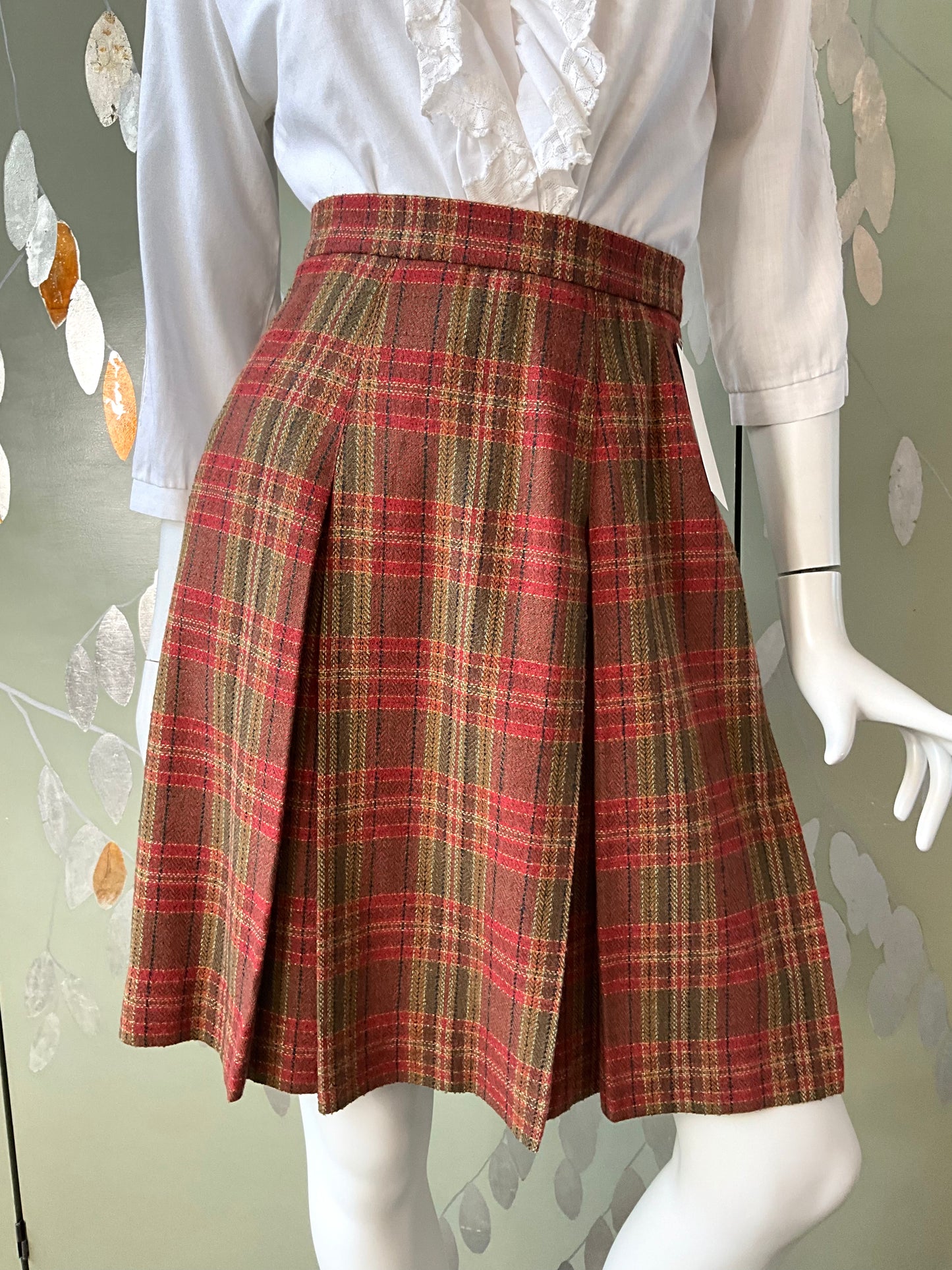 Vintage 1960s Red Green Plaid Wool Pleated Skirt, XS