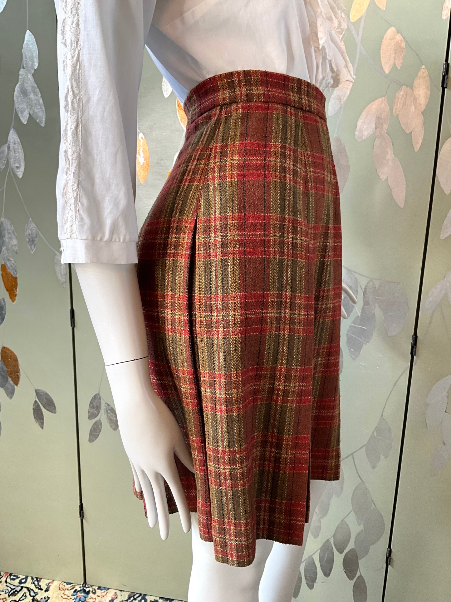 Vintage 1960s Red Green Plaid Wool Pleated Skirt, XS